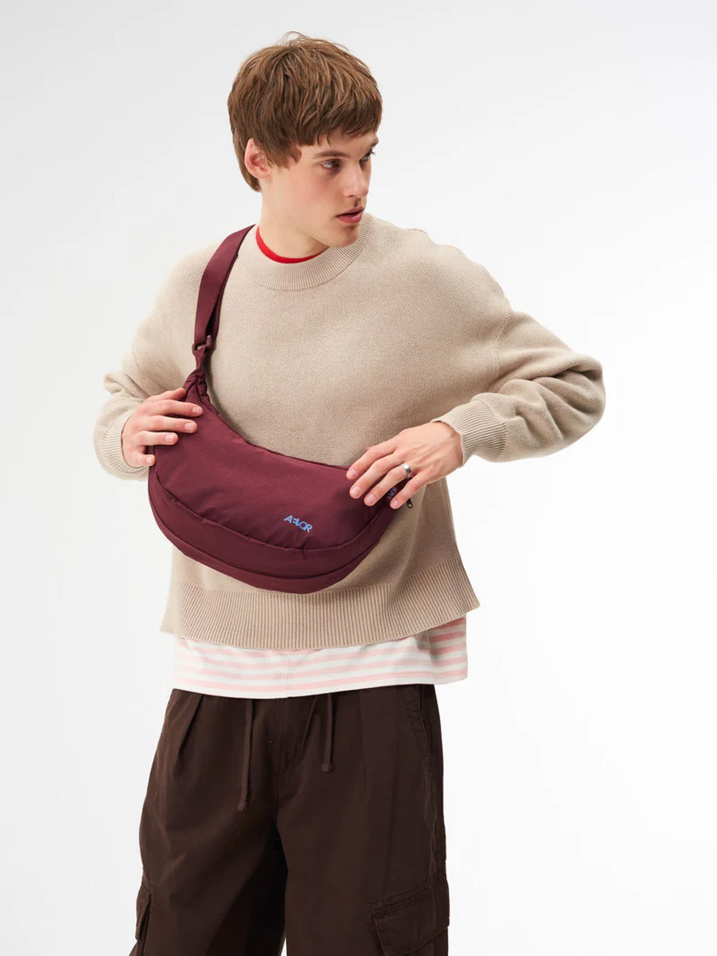 Aevor - BIKE SLING BAG - Burgundy