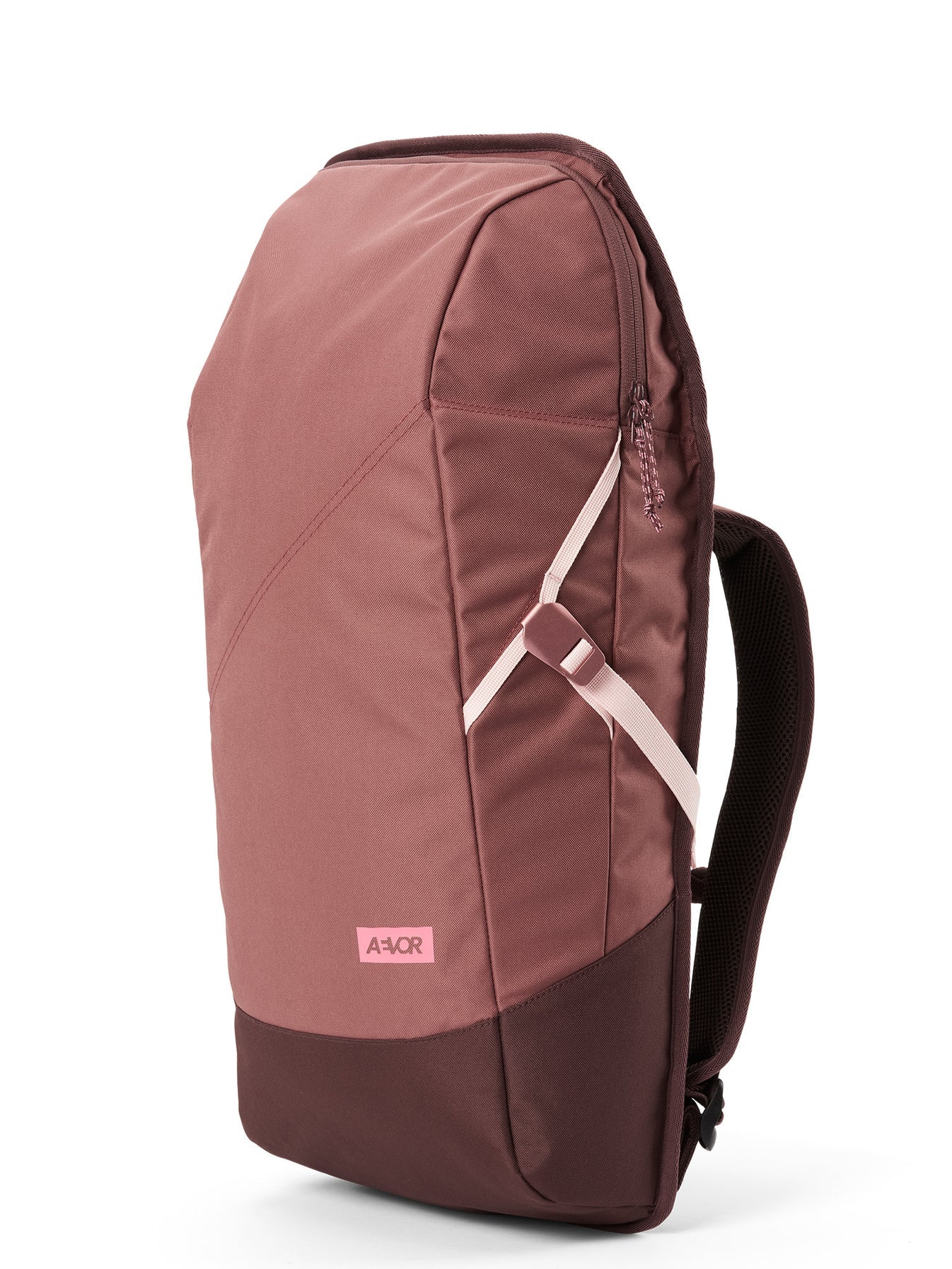 AVR-BPS-001-40137-AEVOR-Daypack-Raw-Ruby-07_1346x