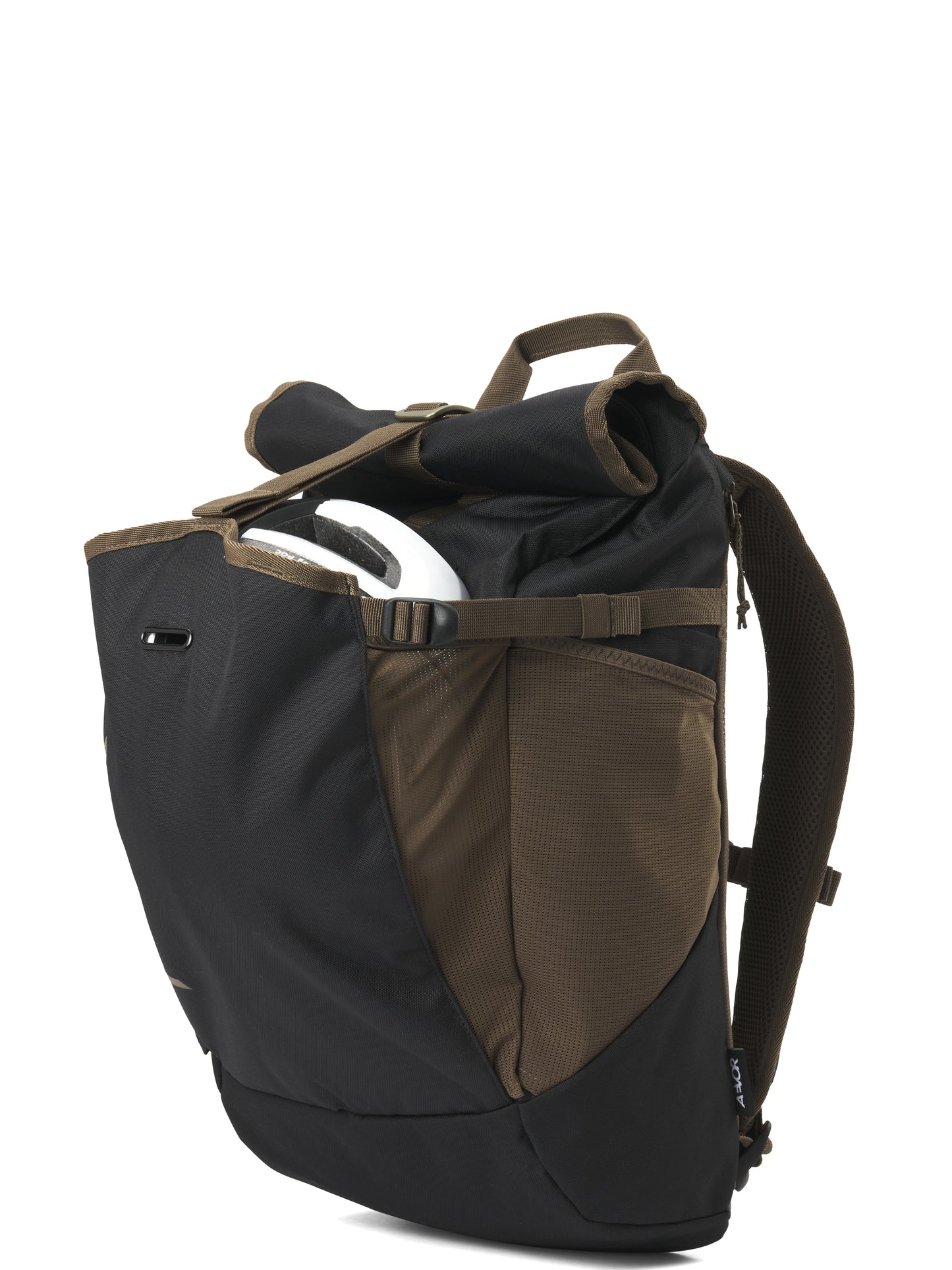 AVR-RPL-001-20142-AEVOR-Roll-Pack-Black-Olive-07
