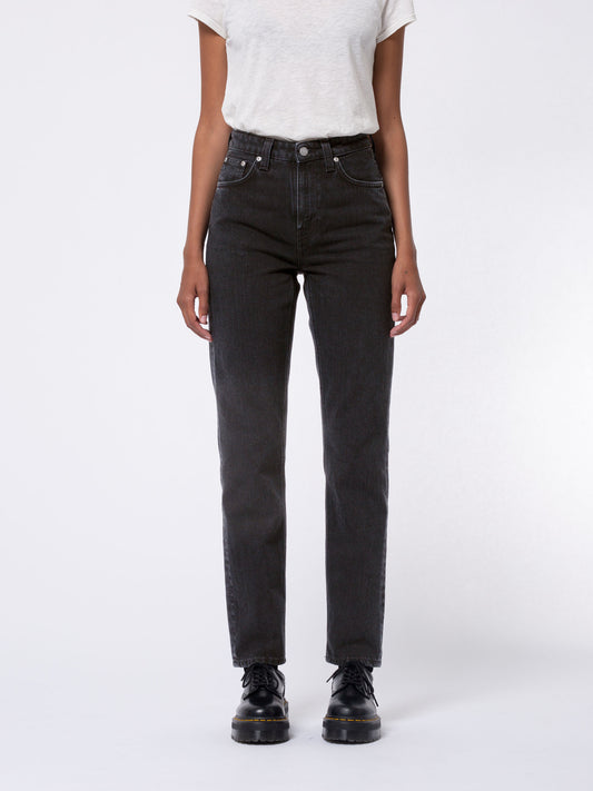 Breezy Britt Black Worn 113322 01