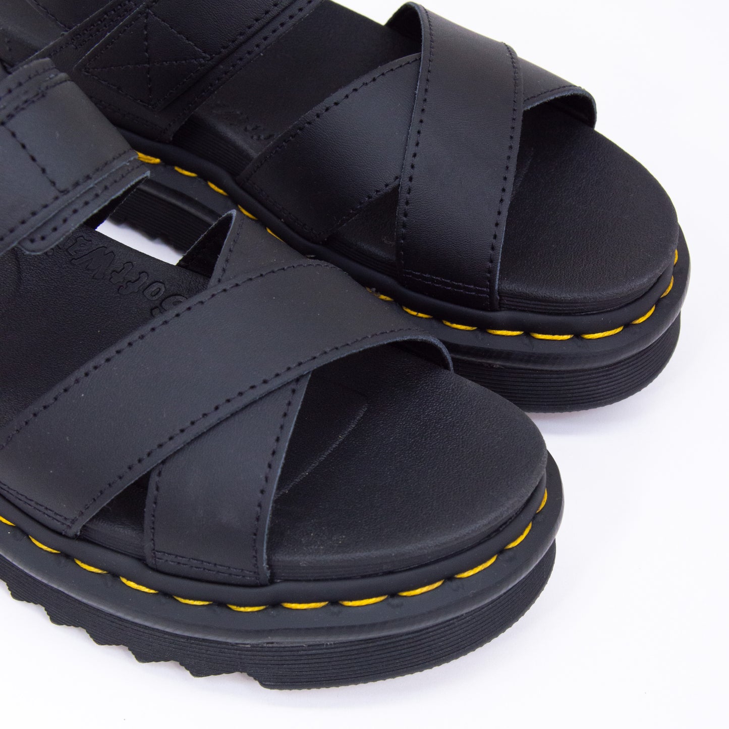 Dr. Martens - Voss II - Black - detail toe