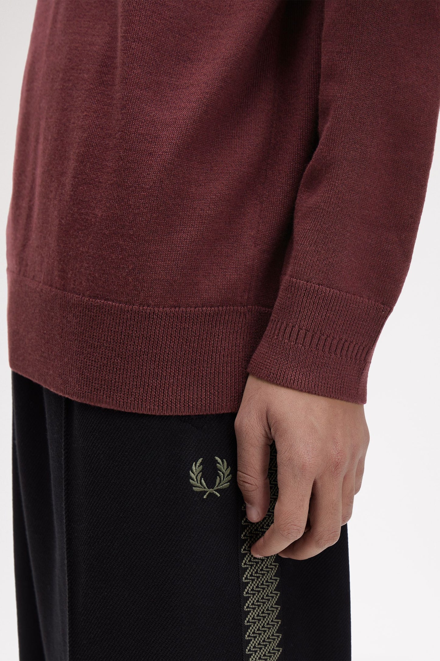 Fred Perry - ROLL NECK JUMPER - Oxblood