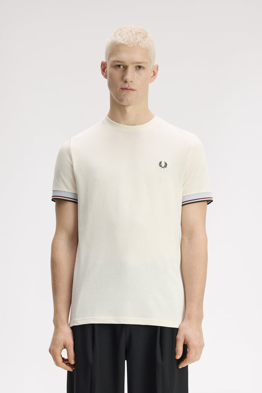 Fred Perry - TWIN TIPPED CUFF T-SHIRT - Ecru