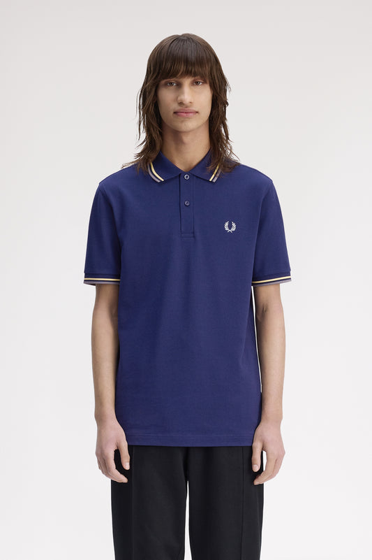 Fred Perry - TWIN TIPPED POLO SHIRT - Frenchnavy/Champions Gold/Stockport Blue