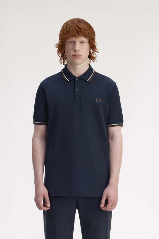 Fred Perry - TWIN TIPPED POLO SHIRT - Navy/Warm Oat/ Burnt Tobacco