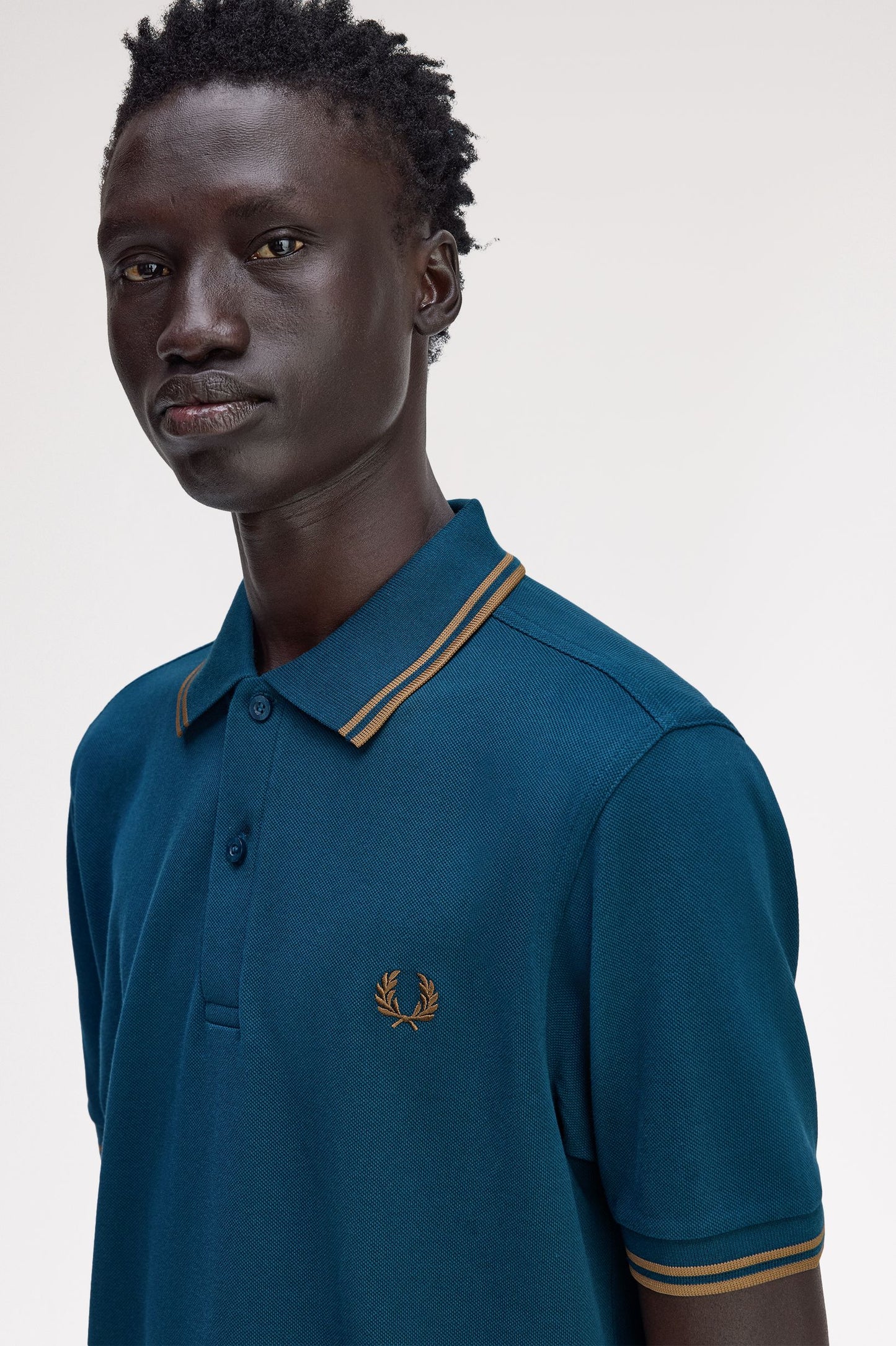 Fred Perry - TWIN TIPPED POLO SHIRT - Dark Petrol/Shaded Stone