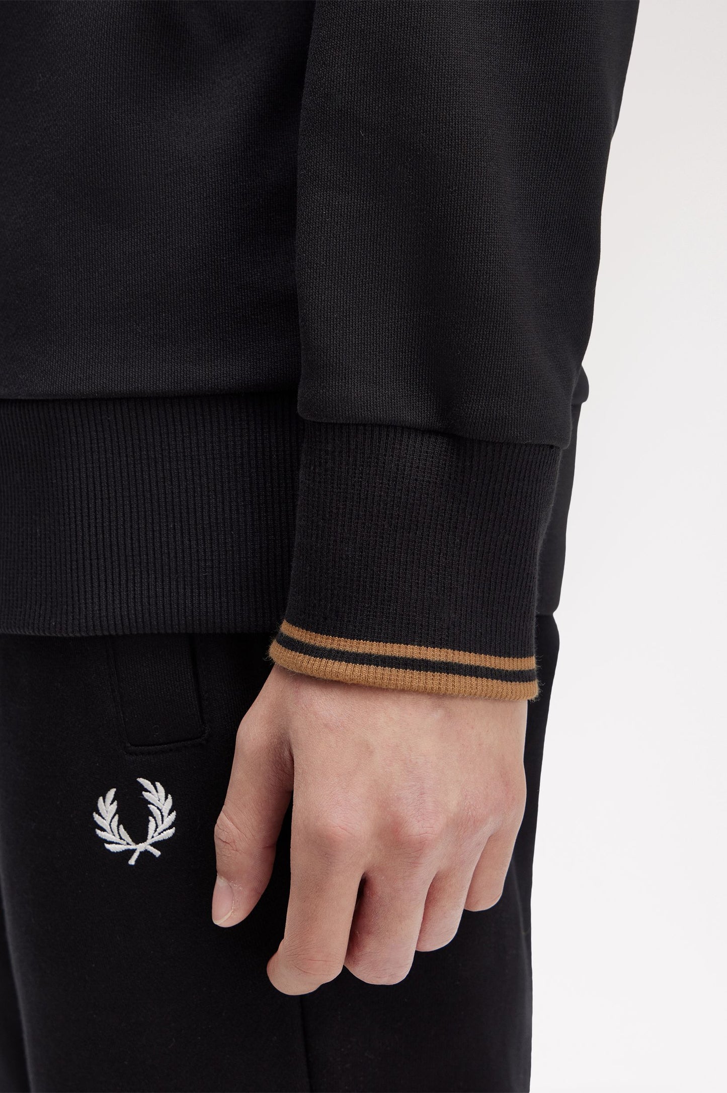 Fred Perry - CREW NECK SWEATSHIRT - Black/Shadedstone