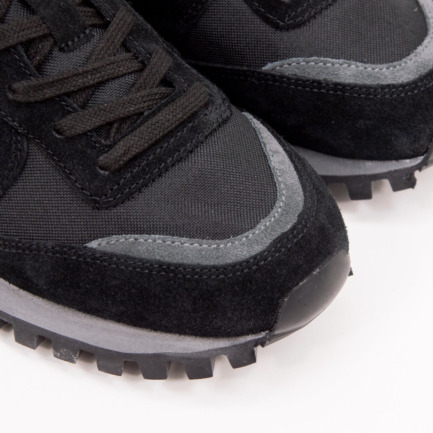 Marathon-Trail_black-detail toe