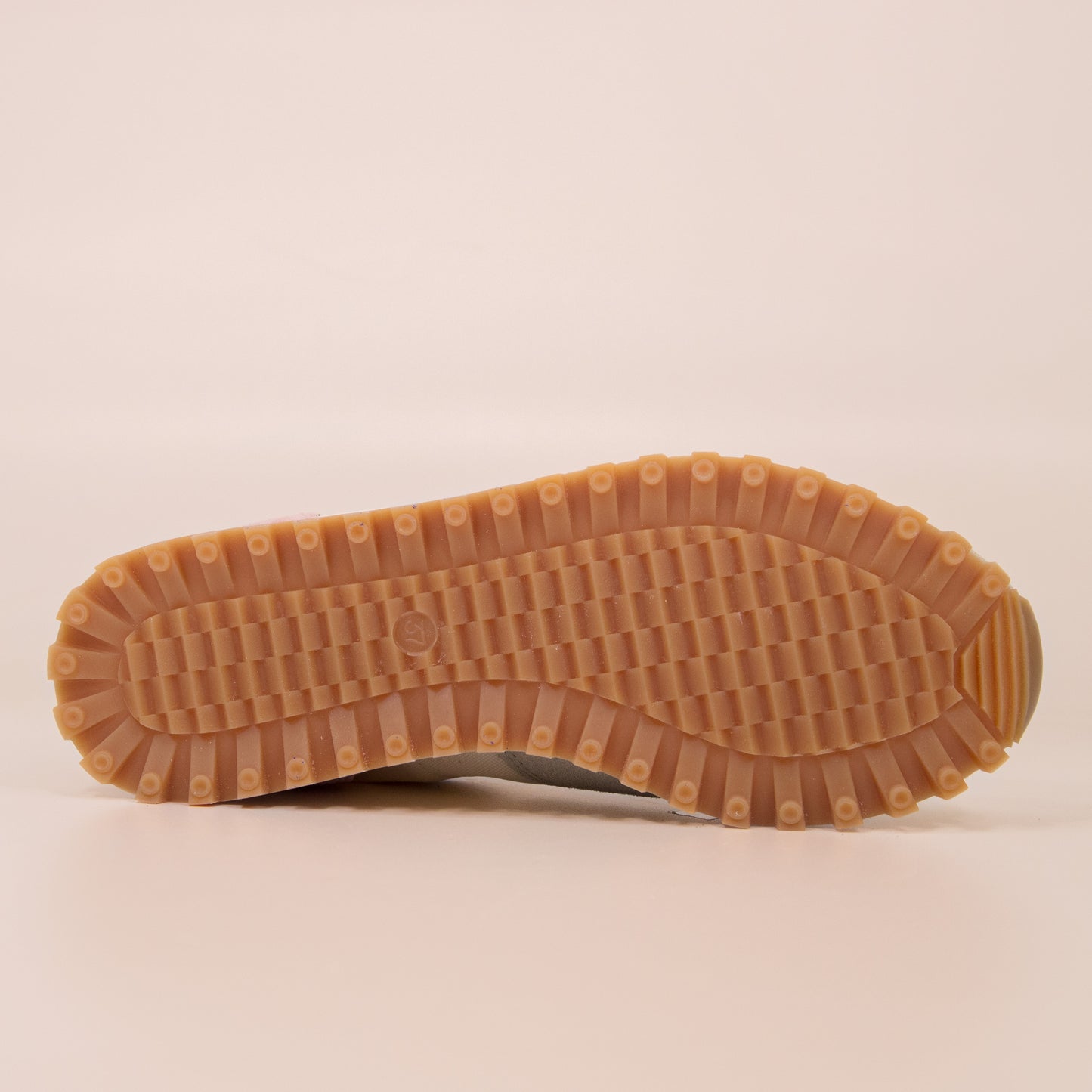 Marathon Trail-Lilly_Cream_4