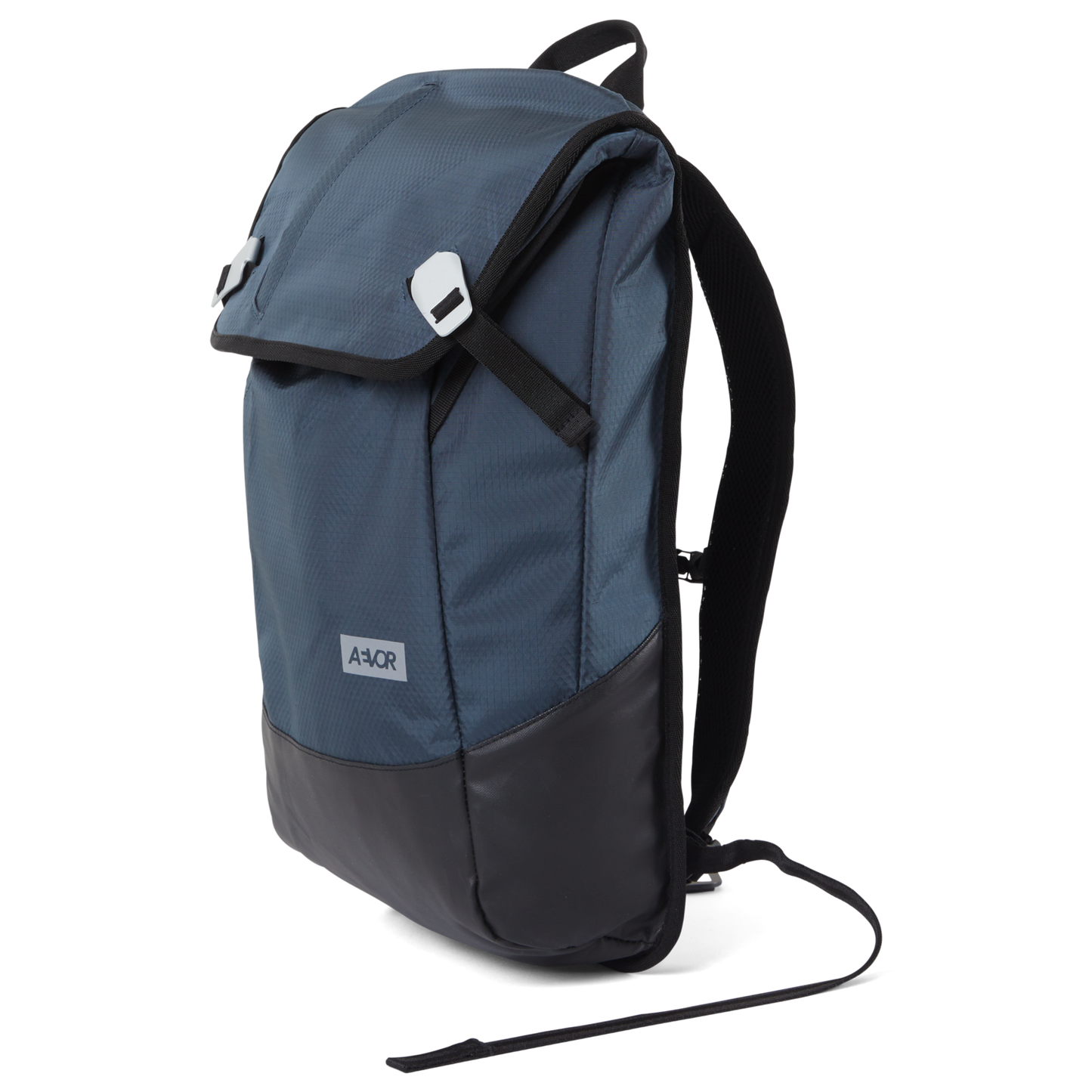 Mid_PNG-AVR-BPW-002-831-AEVOR-Daypack-Proof-Petrol-02_1800x1800