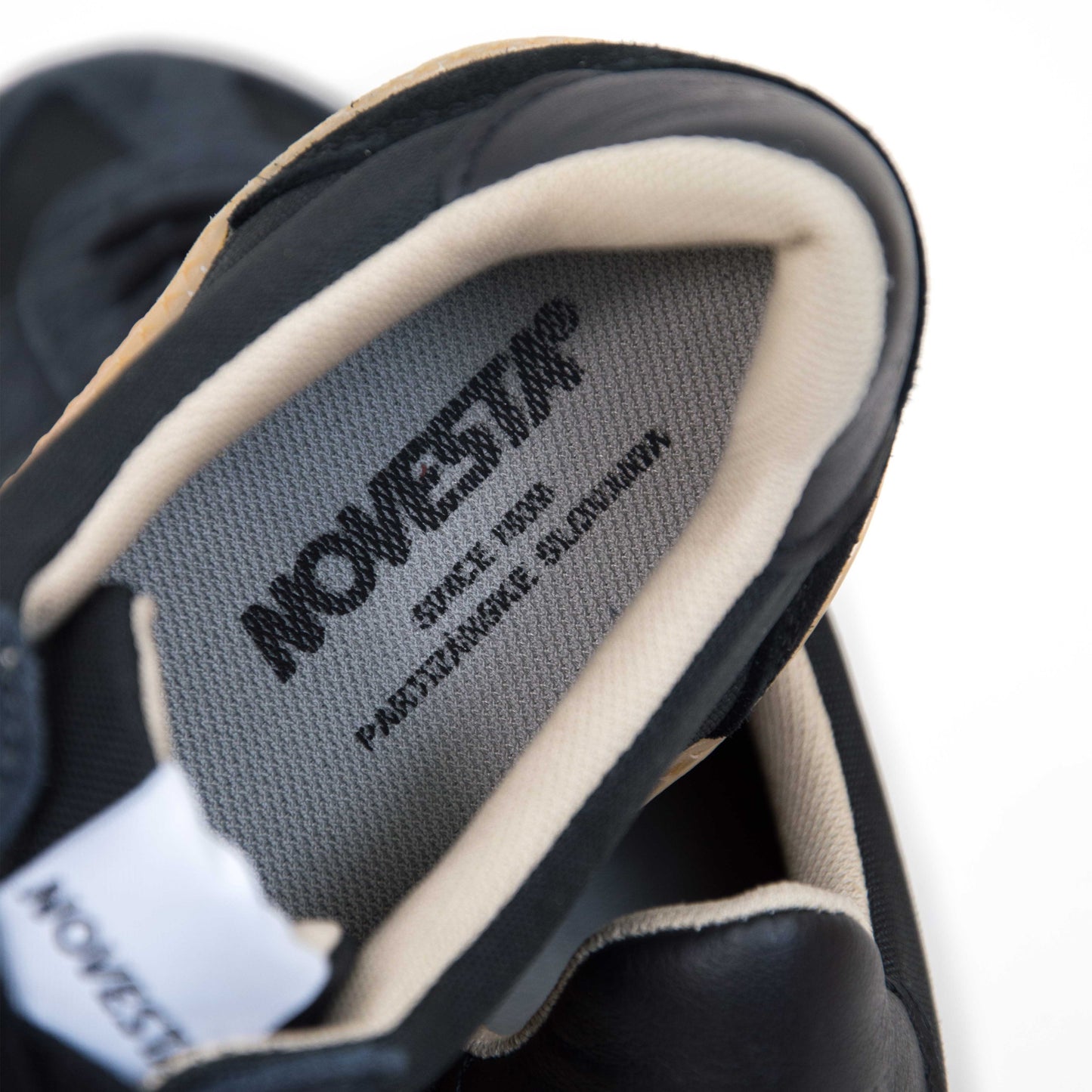Novesta-GAT-Summer-Black-Transparent.06