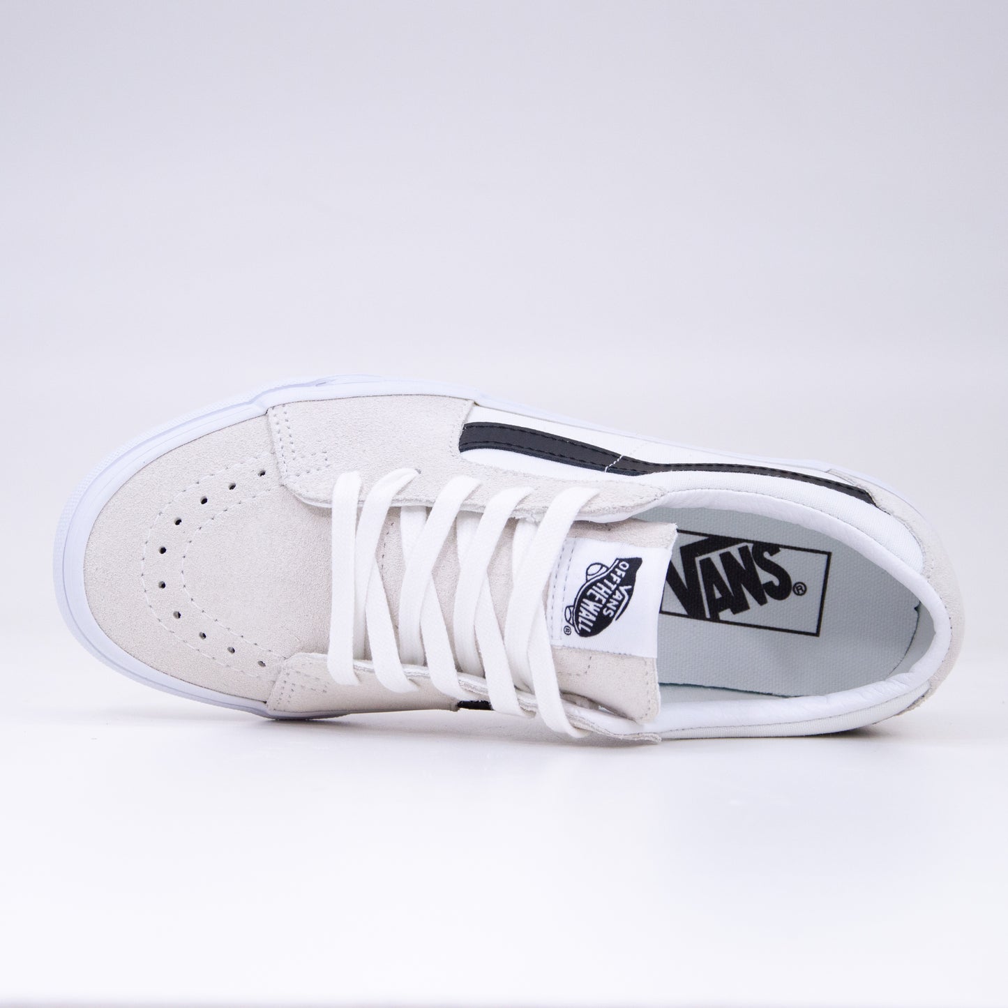 Sk8-Low - Contrast White_Black_3