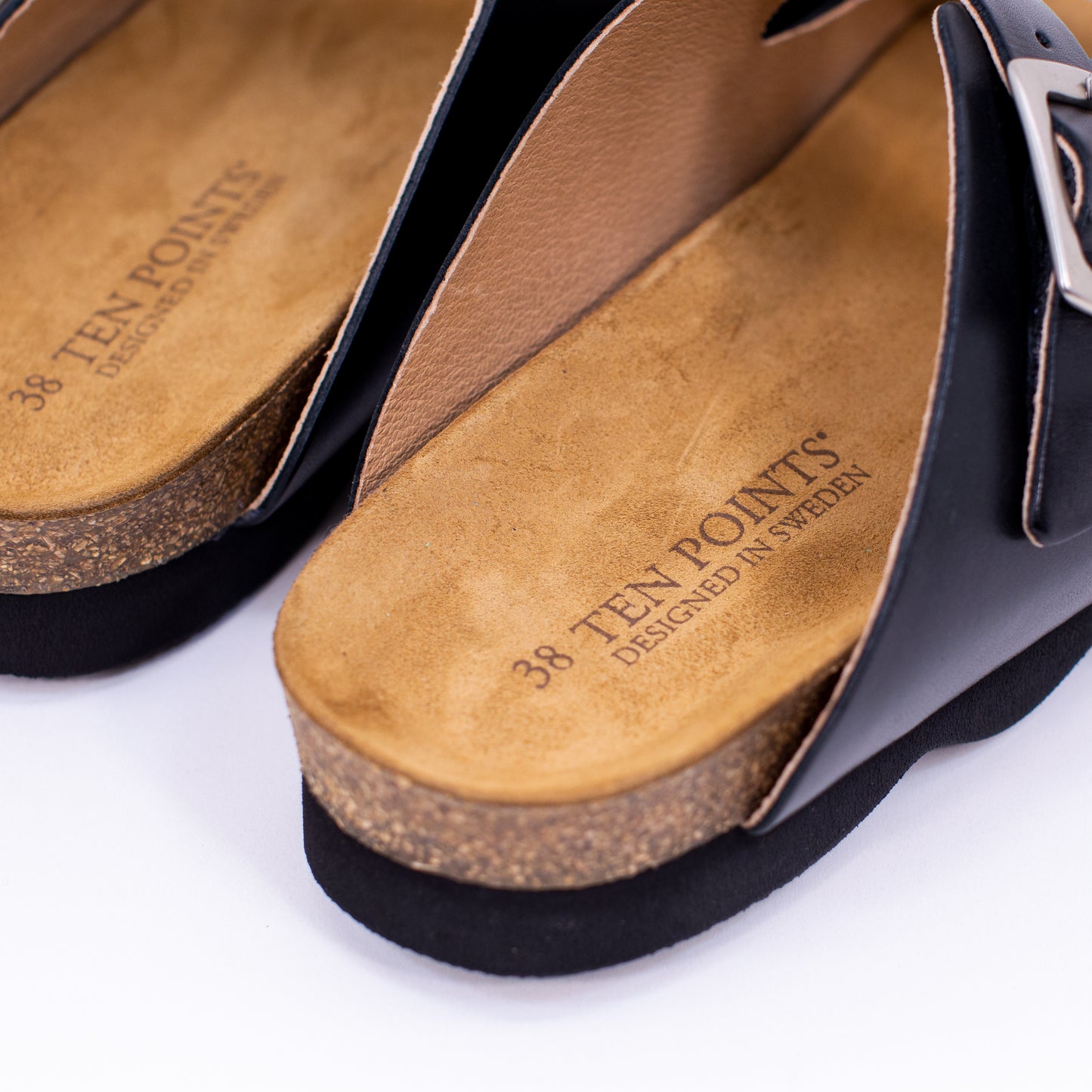 Ten Points-Vivienne-Black-ss23-detail-insole