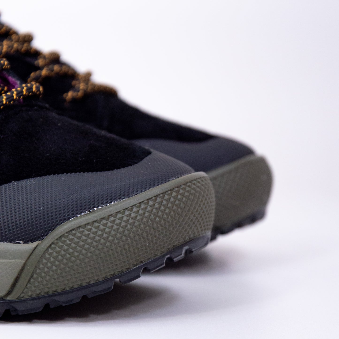 Vans - ultrarange exo - black_multi_2