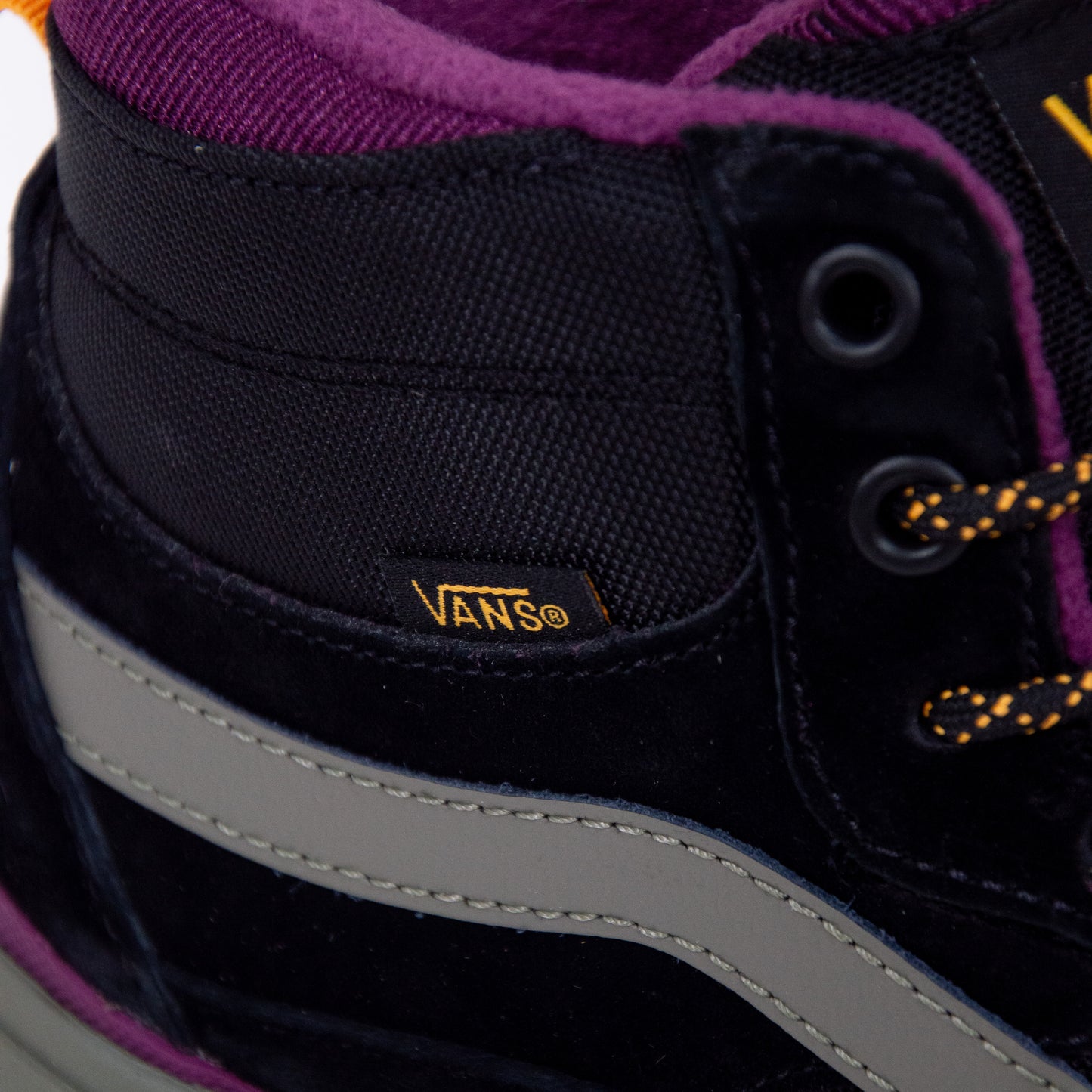 Vans - ultrarange exo - black_multi_4