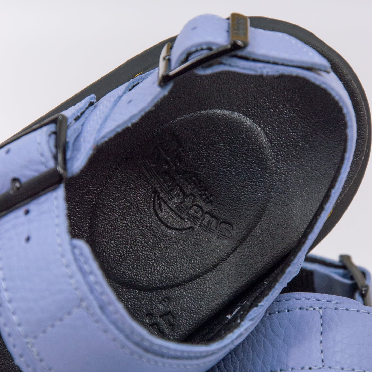 dr martens-voss-zen blue-pisa-detail2