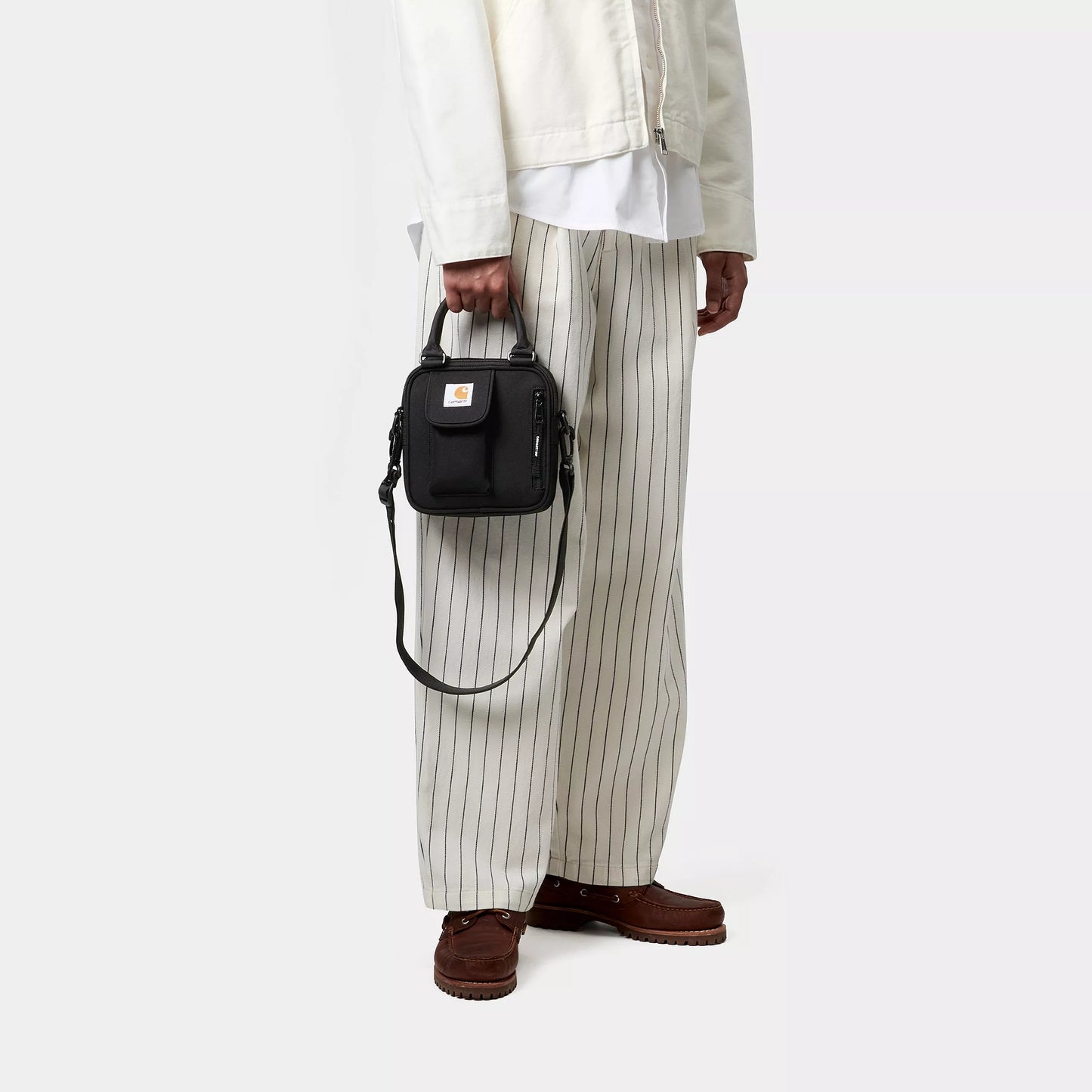 essential-handbag-black-31.png