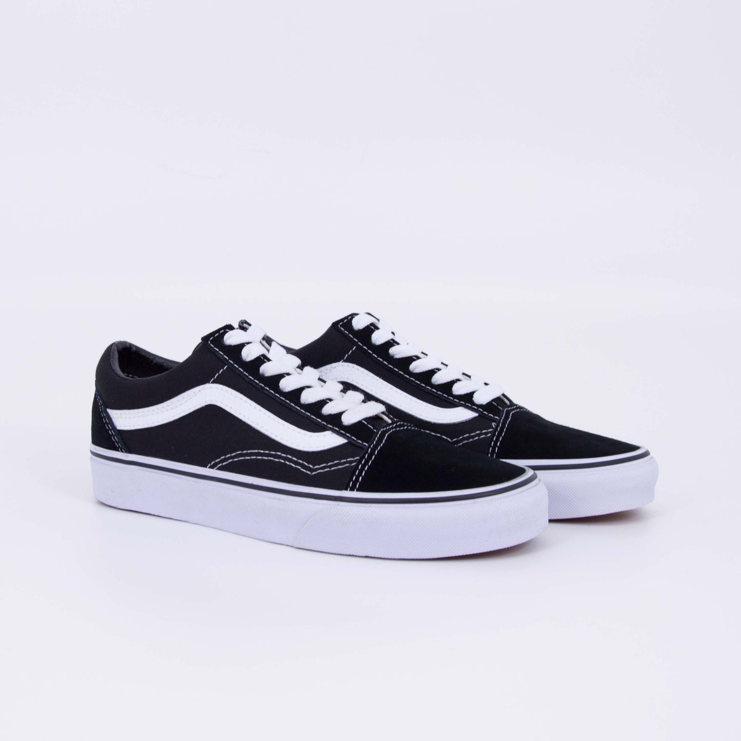 old skool blkwht 1