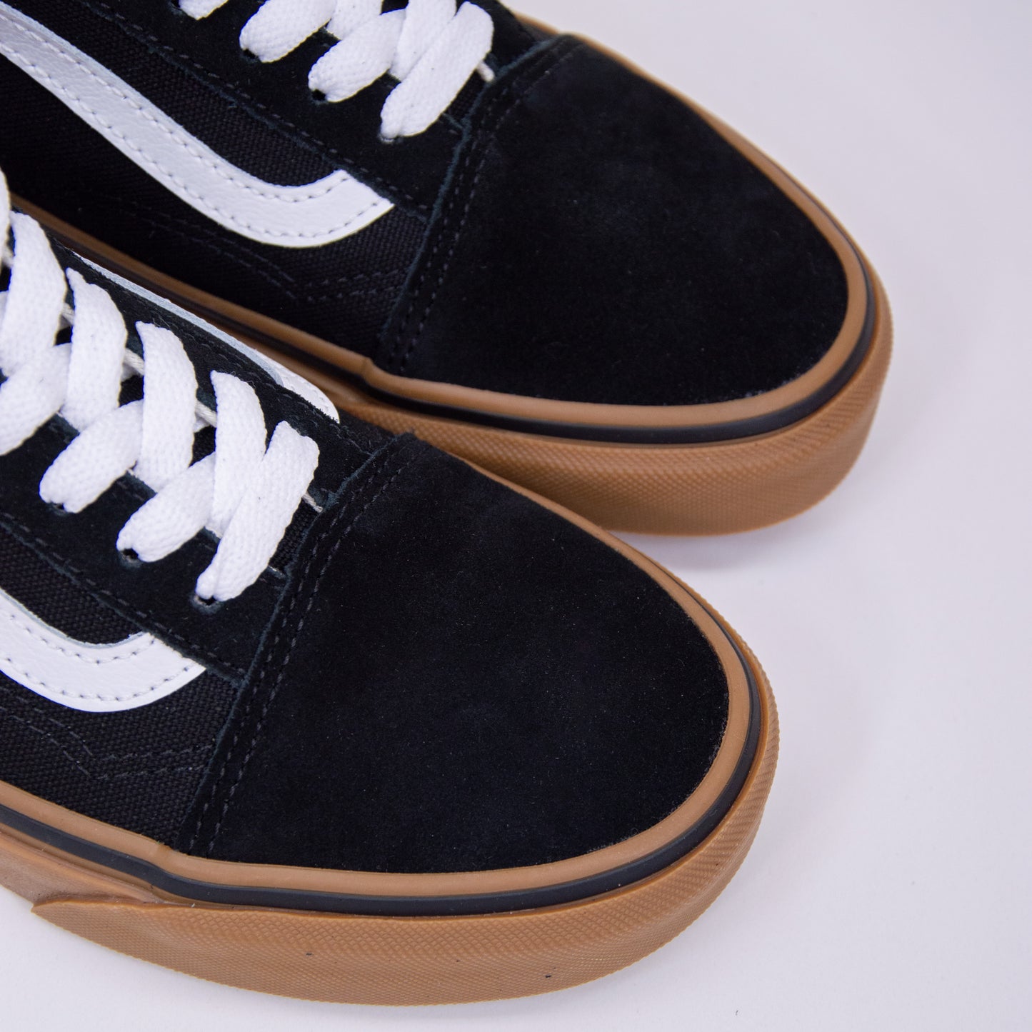 old skool gumsole - black medium gum_4
