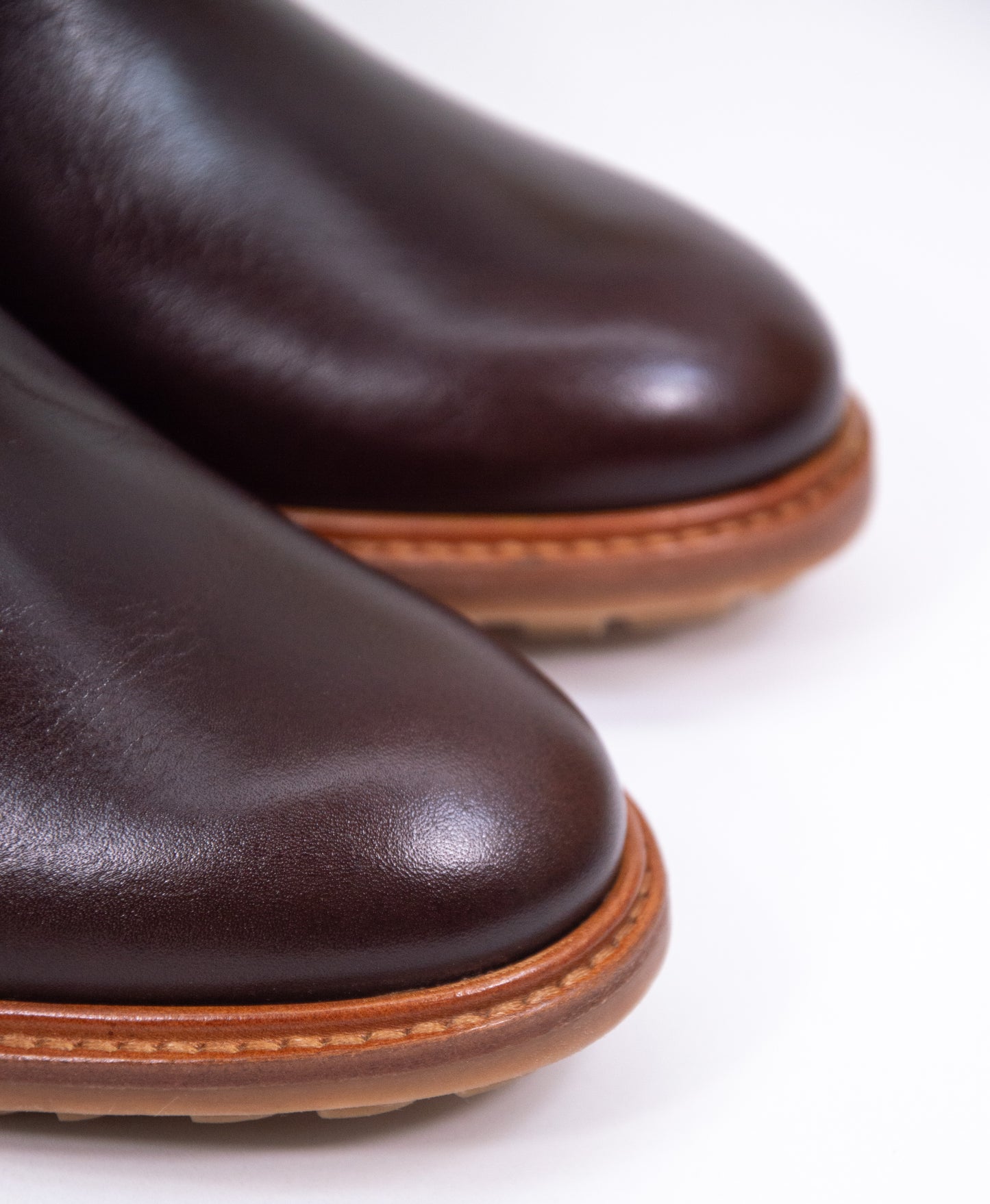 sessun-pierce-detail toe 2