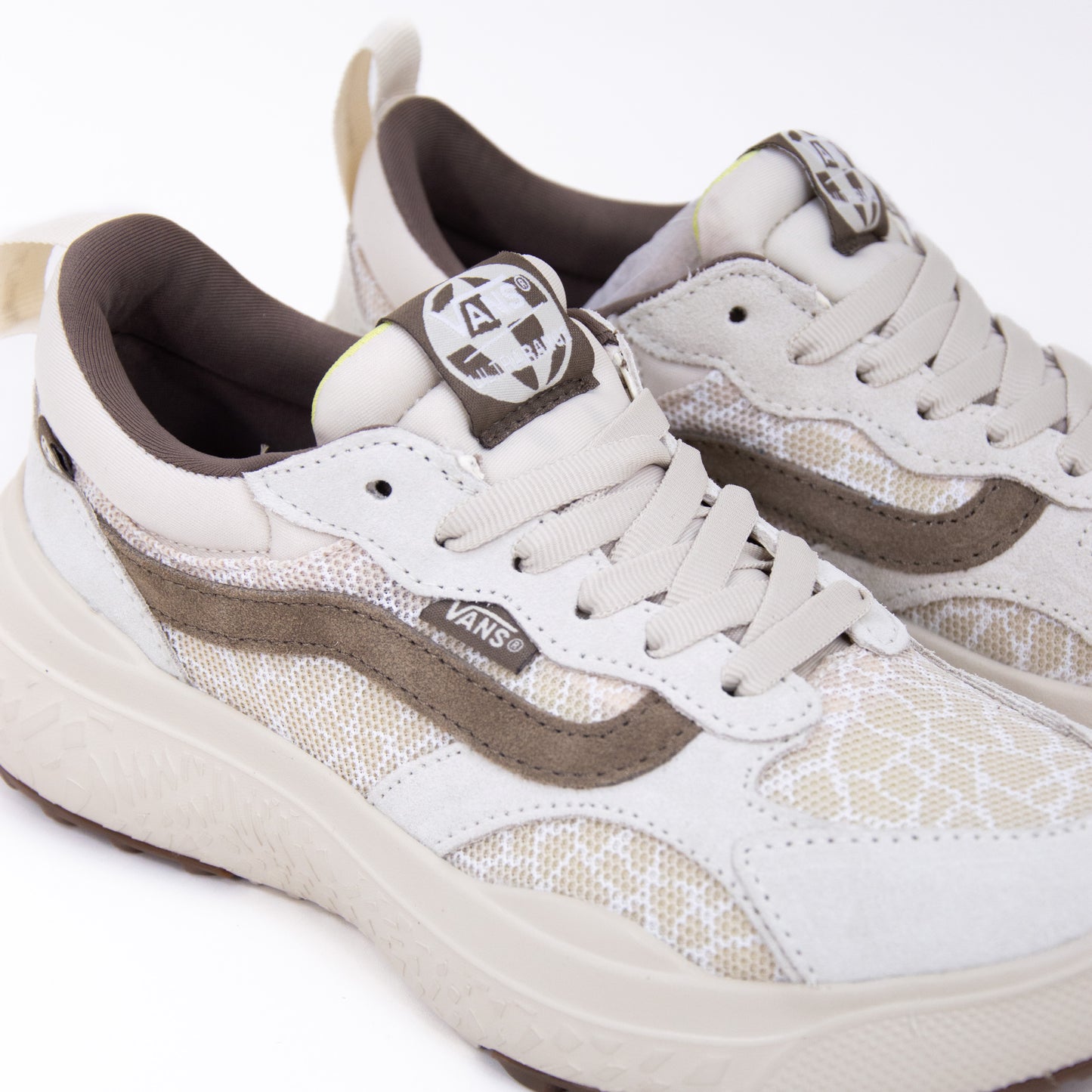 ultrarange-neo-vr-giraffe-marshmallow.detail1
