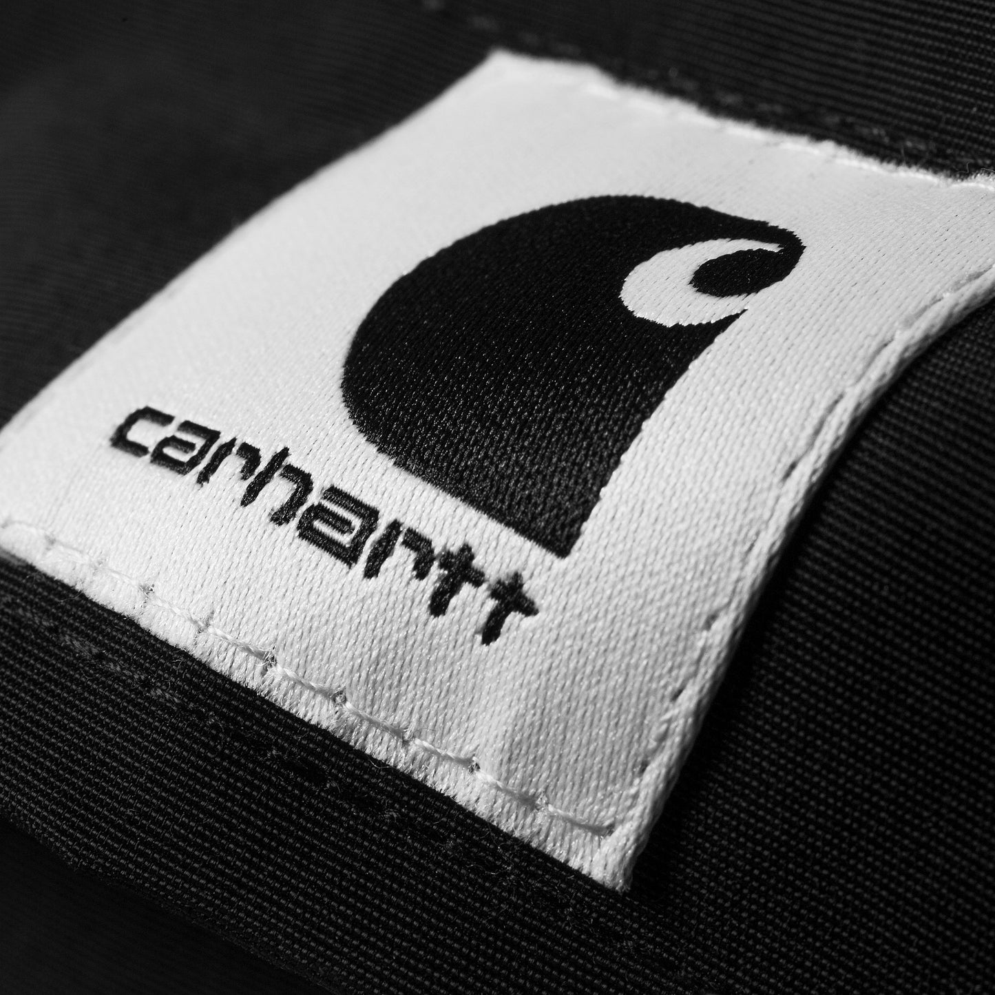w-nimbus-pullover-black-721 (6)