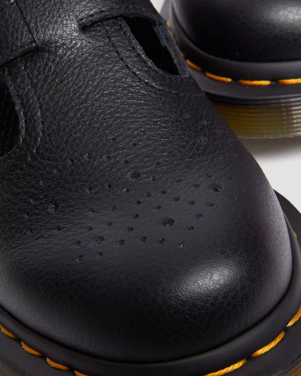 Dr. Martens - 8065 MARY JANE - Black Virginia