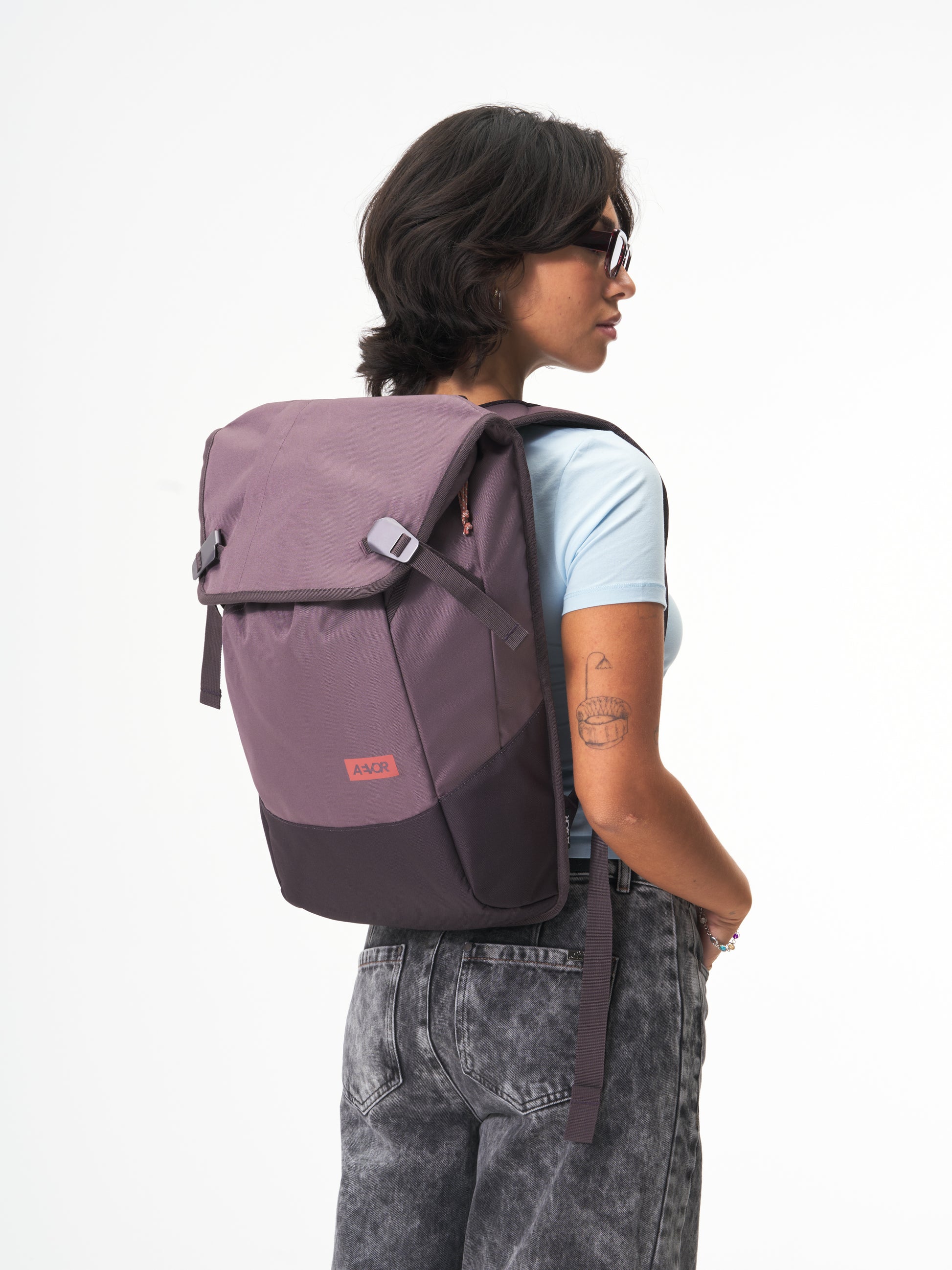 AVR-BPS-001-40151-AEVOR-Daypack-Oxy-Purple-51