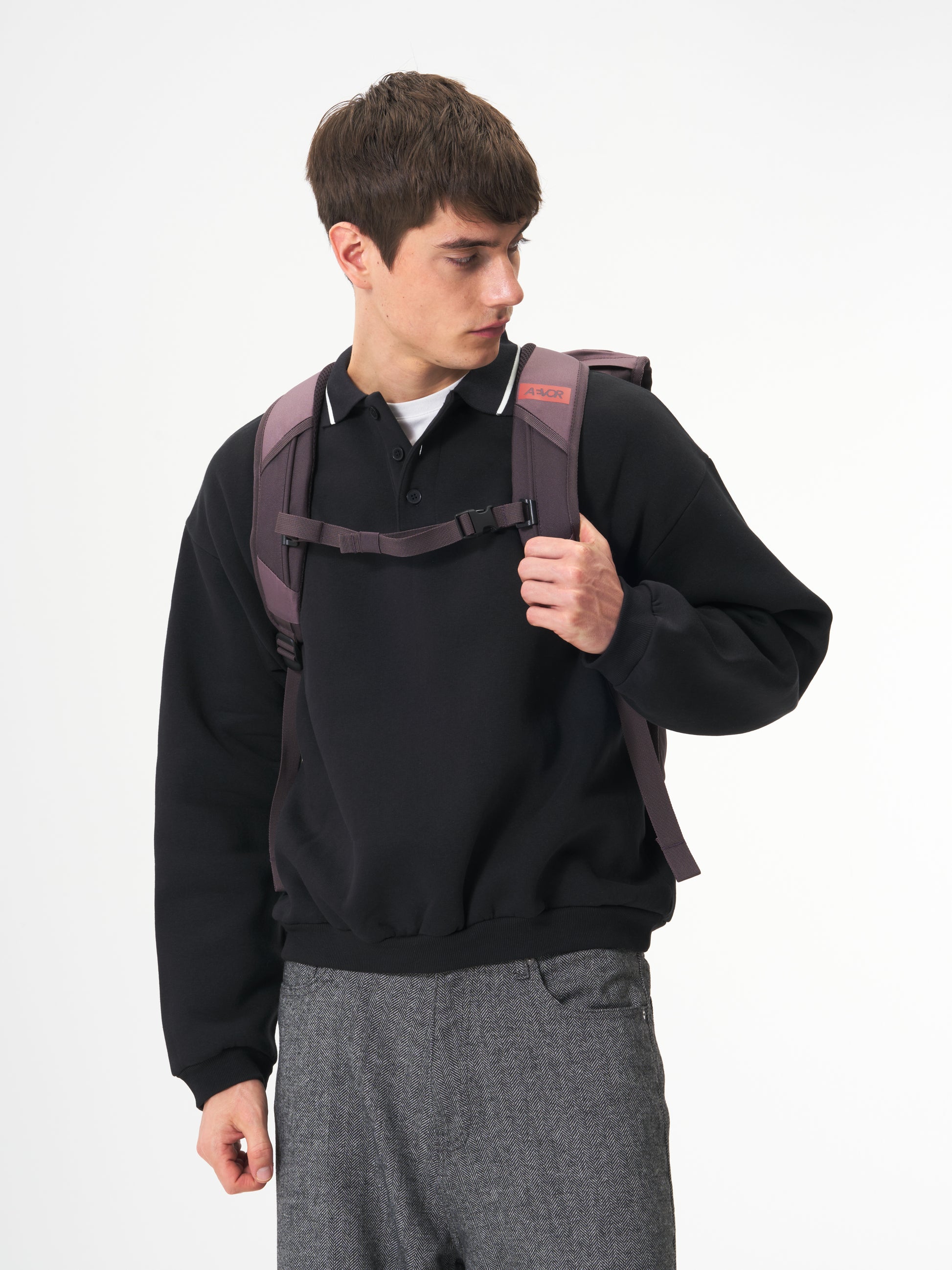 AVR-BPS-001-40151-AEVOR-Daypack-Oxy-Purple-54