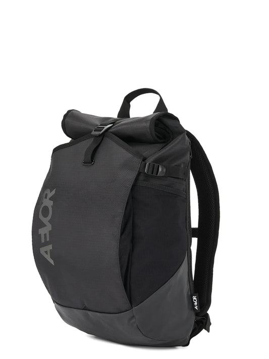 AVR-RPW-001-80001-AEVOR-Rollpack-Proof-Black-02.jpg