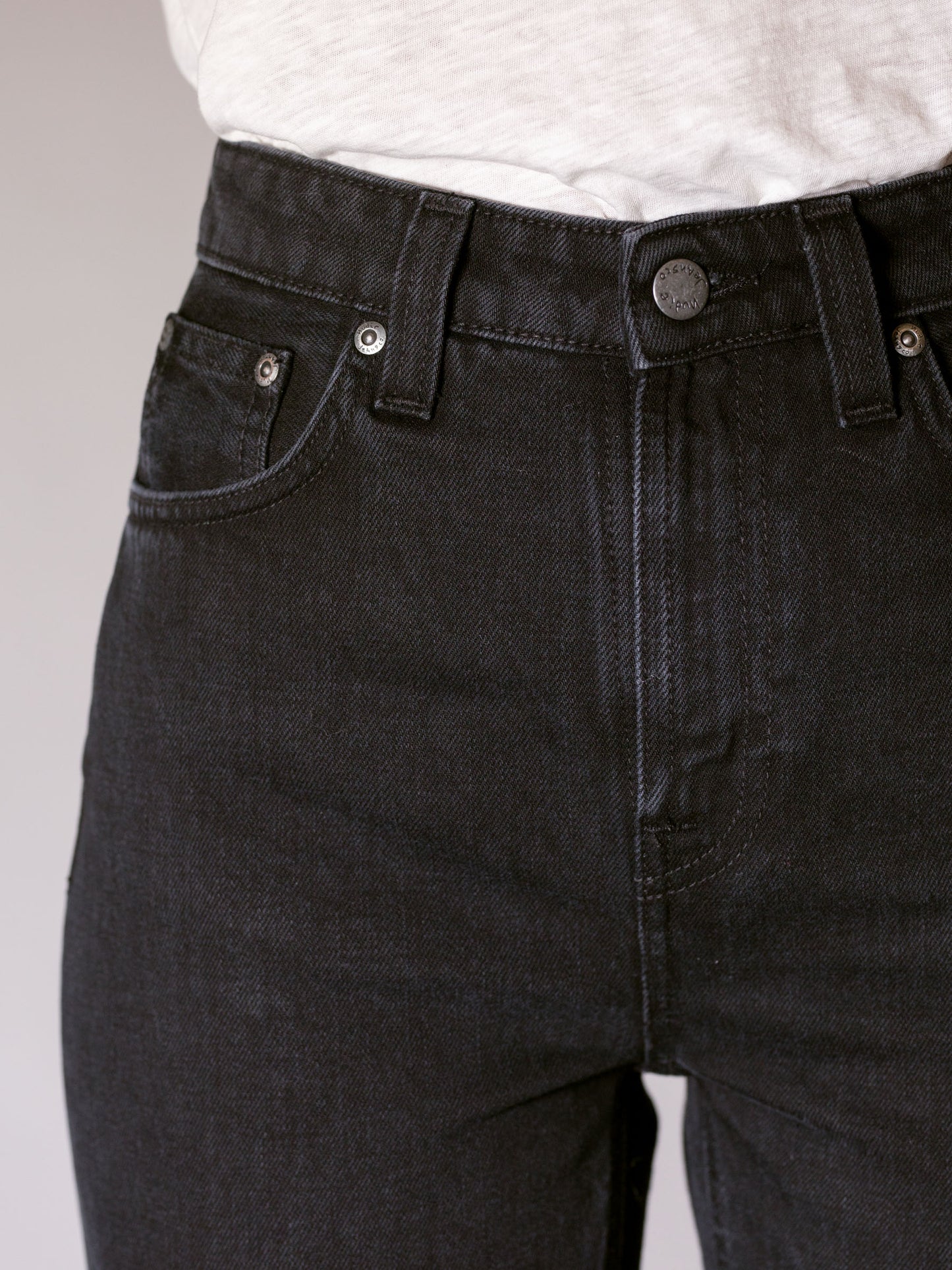 Breezy Britt Black Worn 113322 14