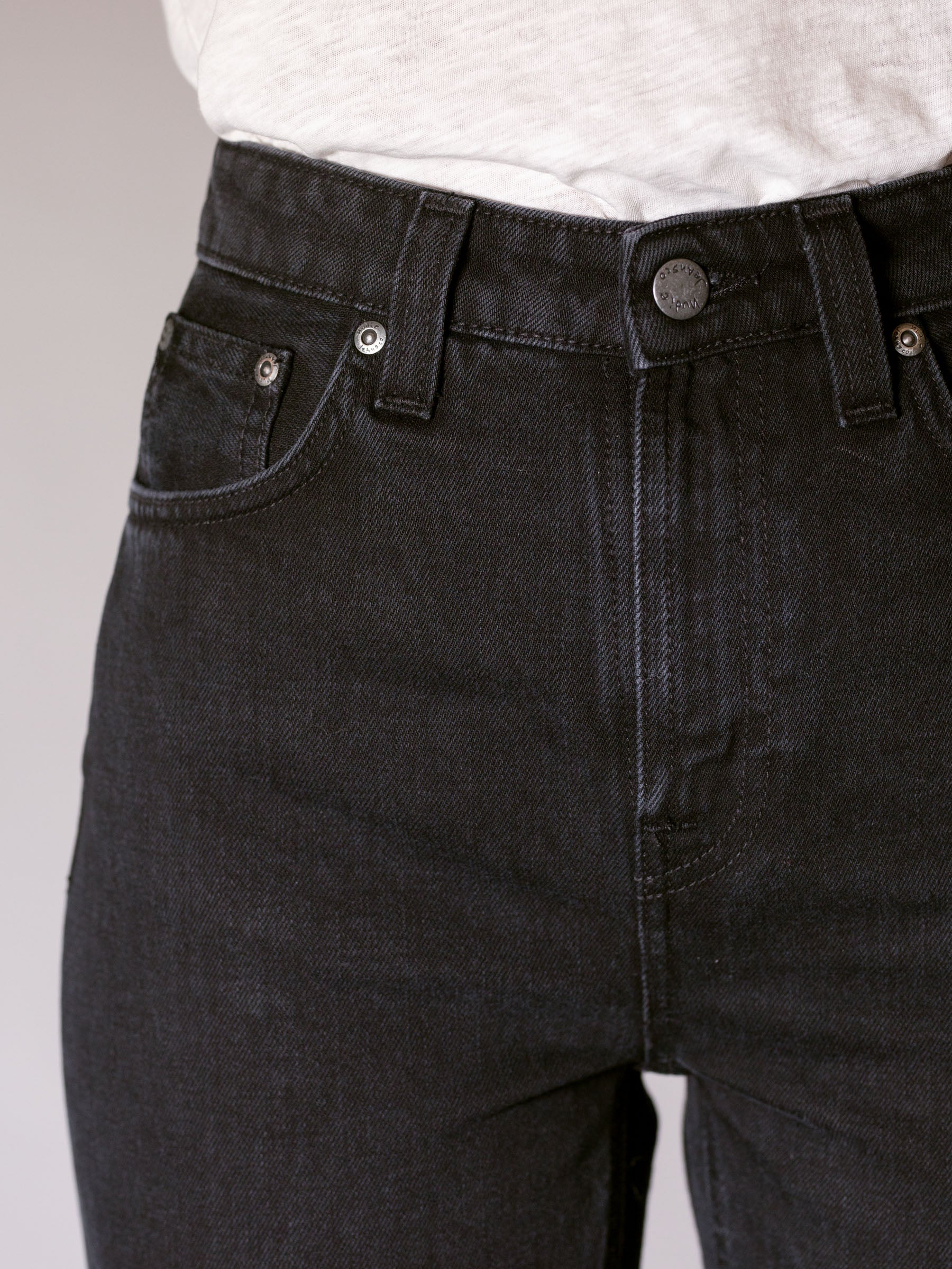 Breezy Britt Black Worn 113322 14