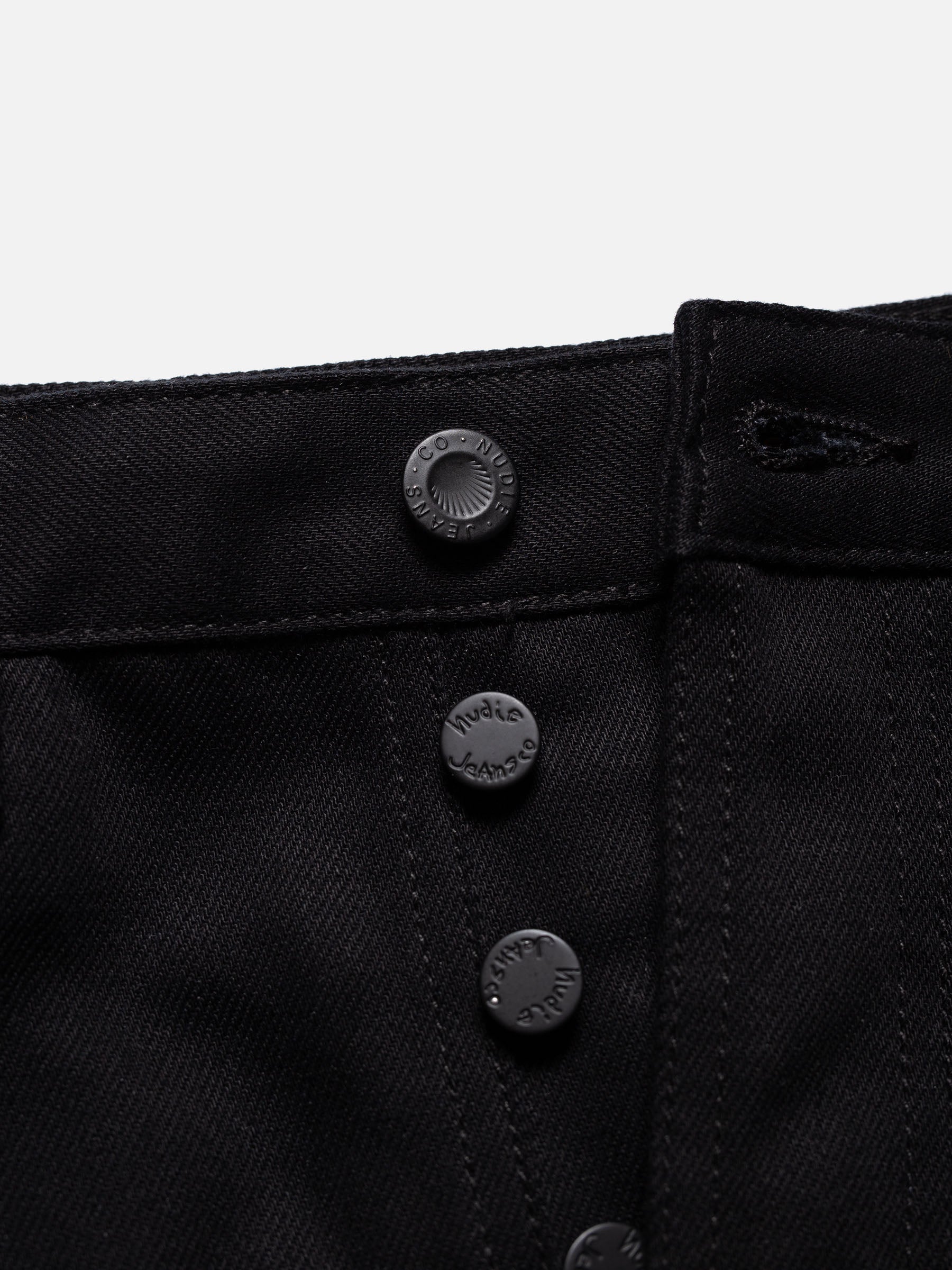 Breezy Britt Everblack 114247 24