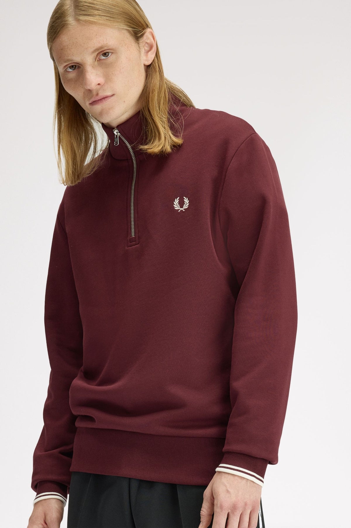 Fred Perry_Half Zip_M3574_Oxblood