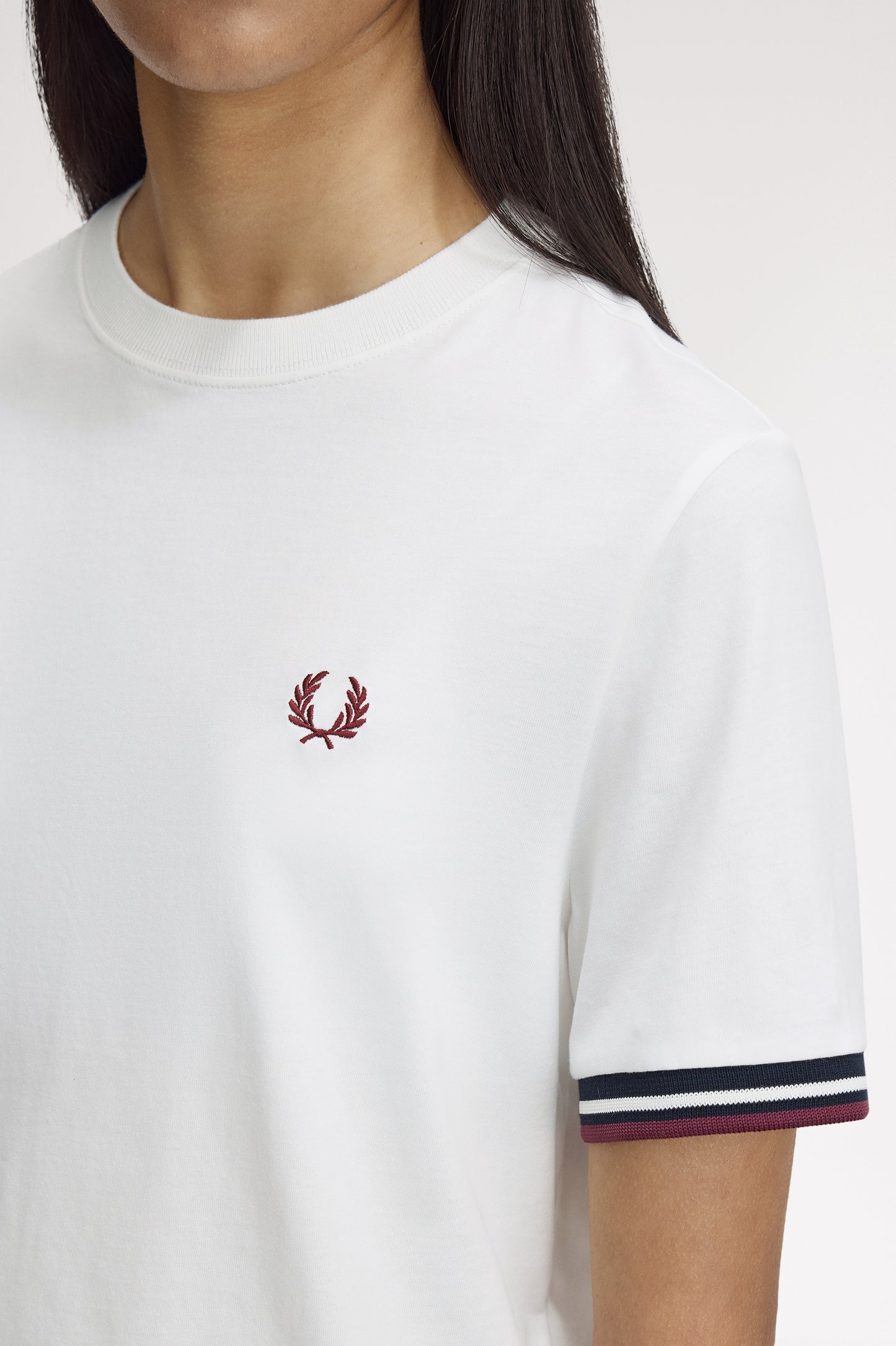 Fred Perry - TIPPED T-SHIRT (WOMEN) - Snow White