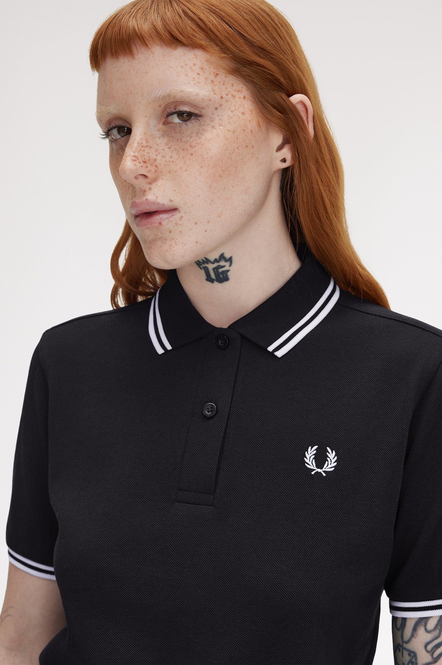 Fred Perry - W' TWIN TIPPED POLO SHIRT - Black