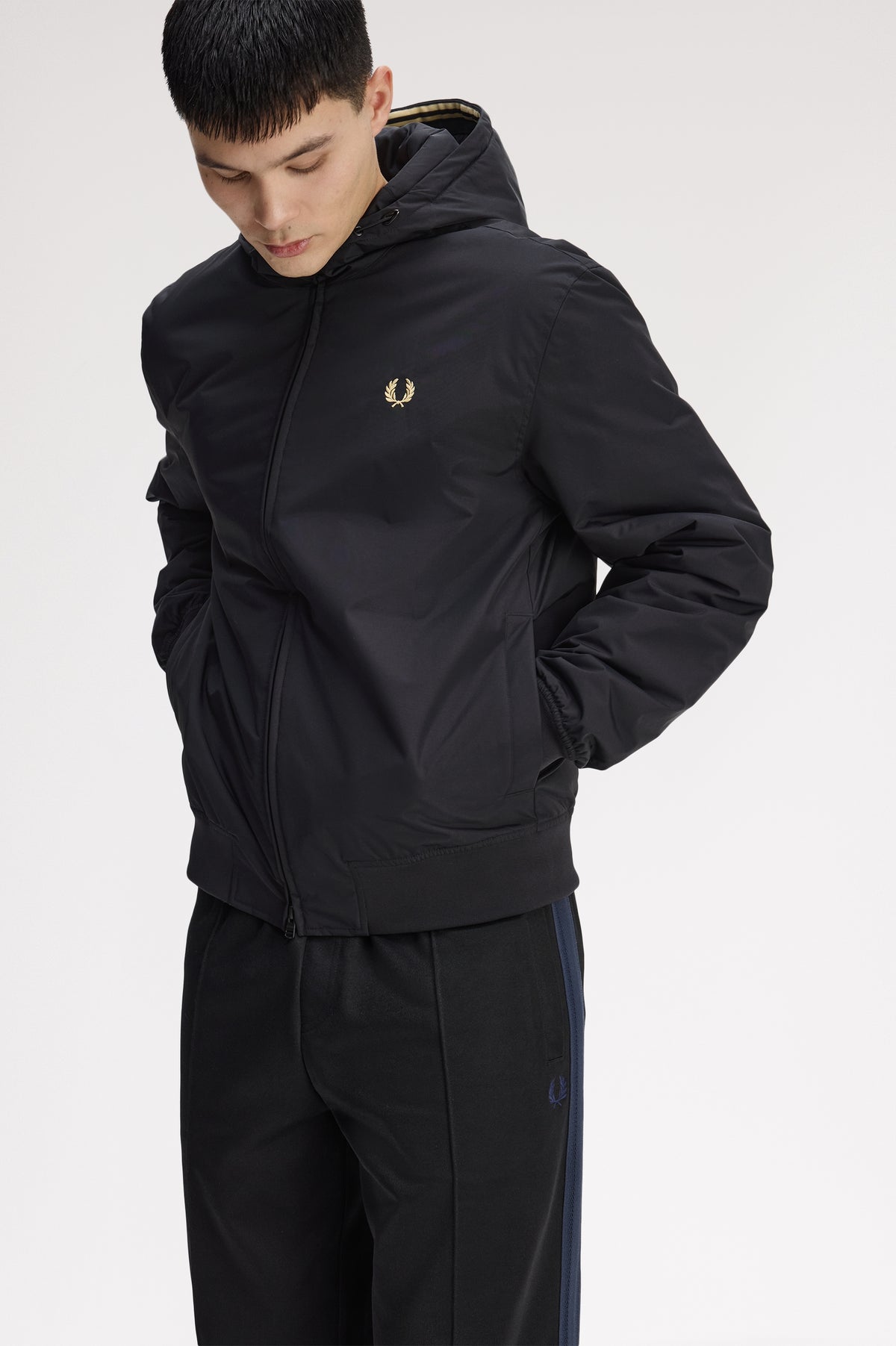 Fred Perry - HOODED BRENTHAM JACKET - Black