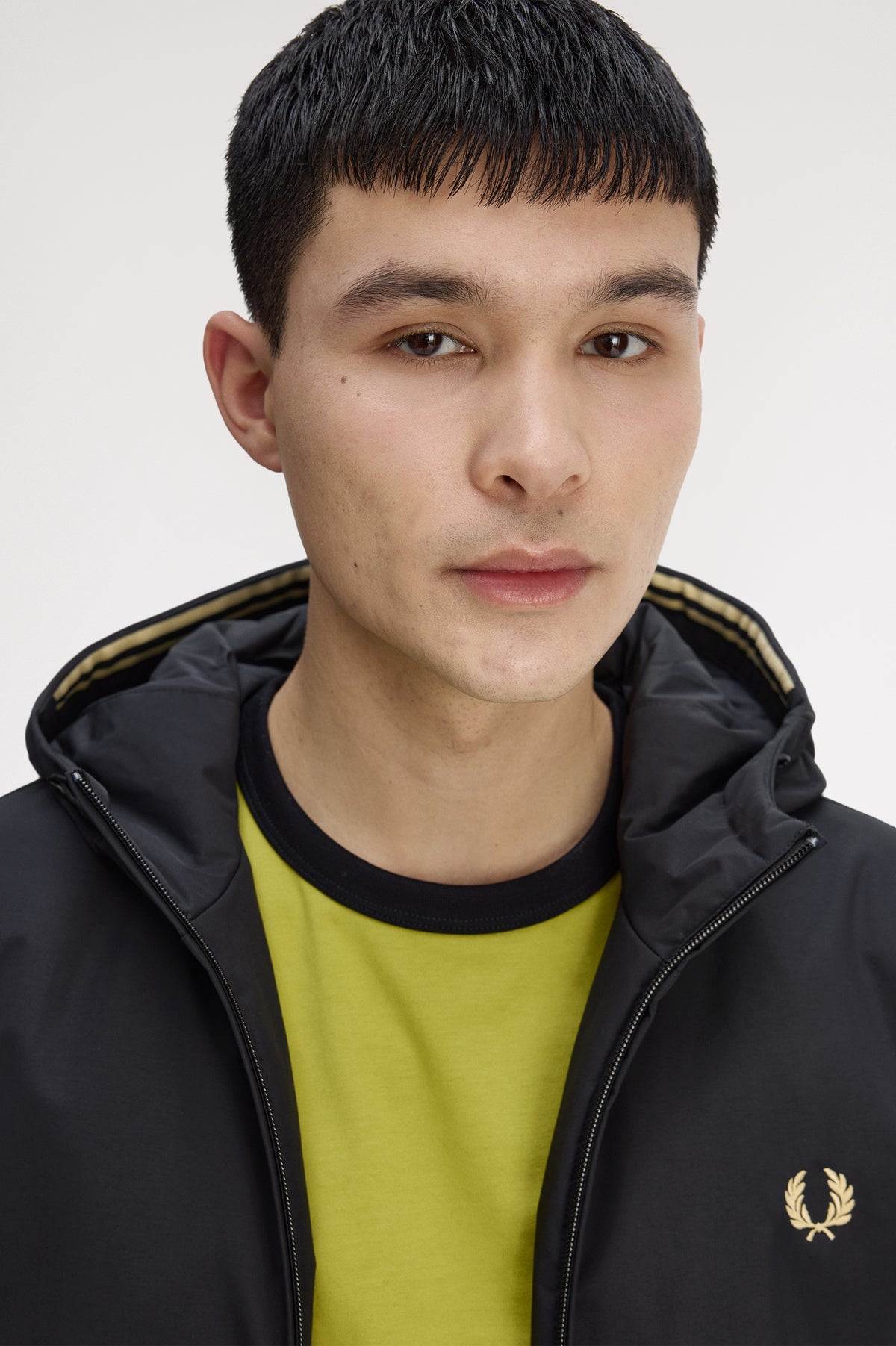 Fred Perry - HOODED BRENTHAM JACKET - Black
