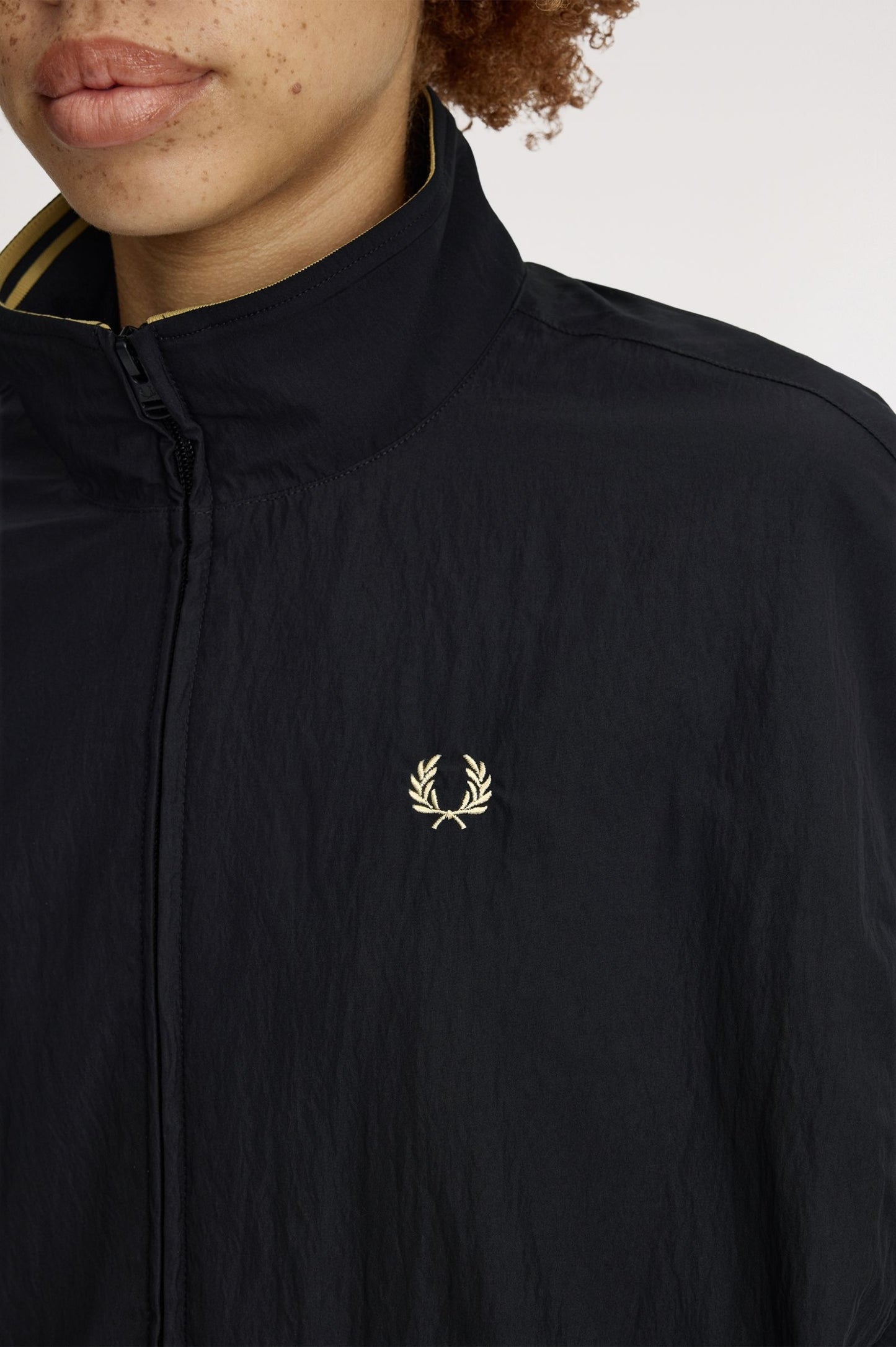 Fred Perry - ZIP THROUGH JACKET - Black/Champagne