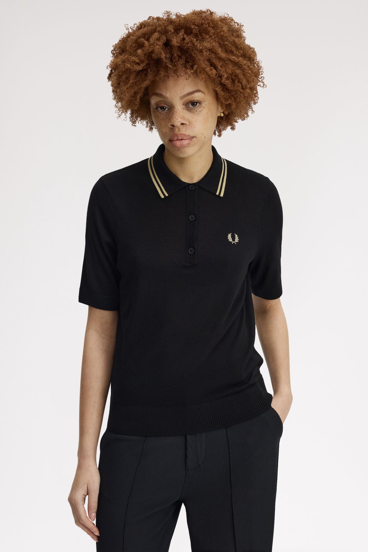 Fred Perry - TIPPED KNITTED SHIRT - Black/Champage
