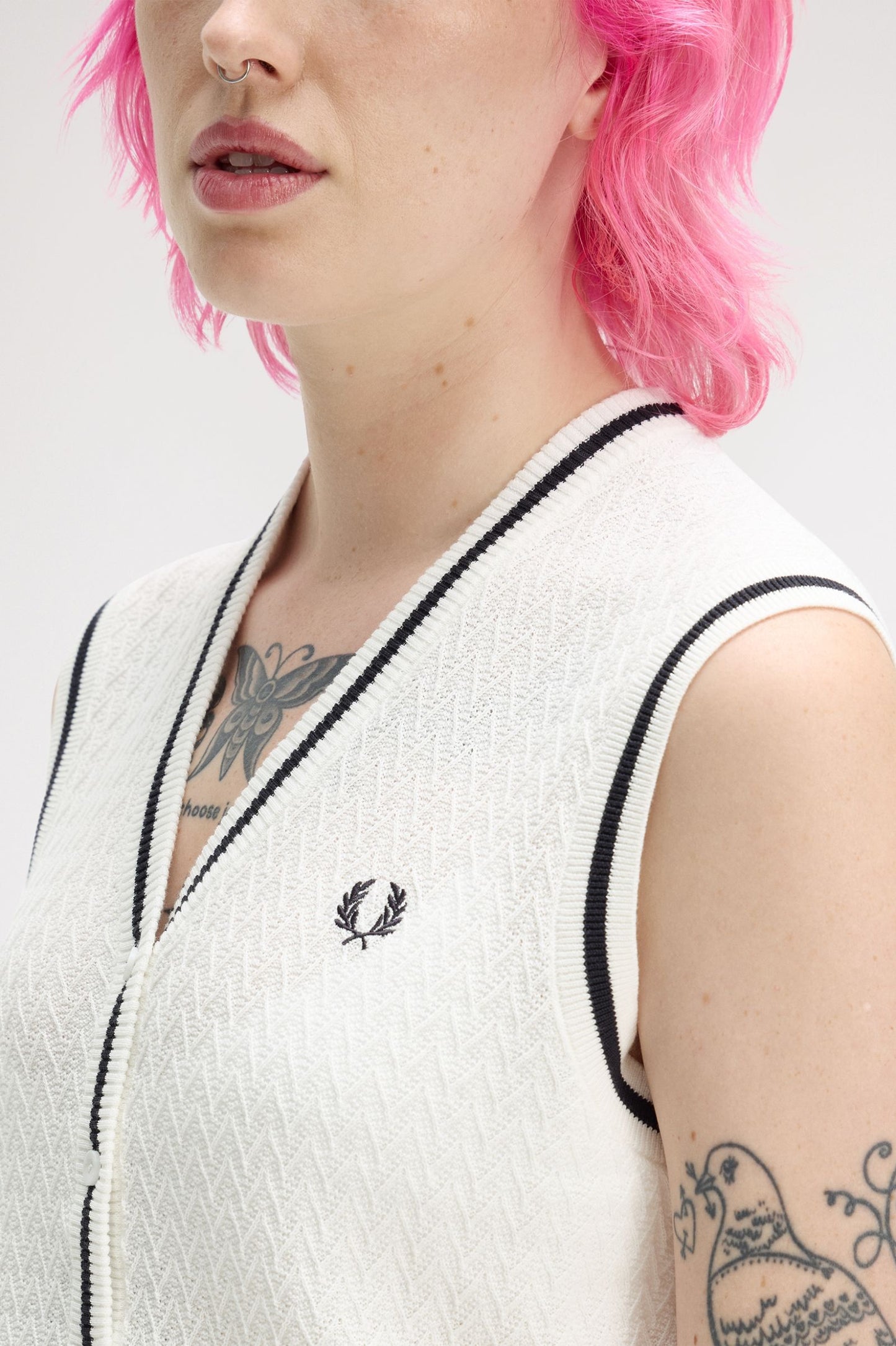 Fred Perry - BUTTON THROUGH KNITTED TANK - Snow White