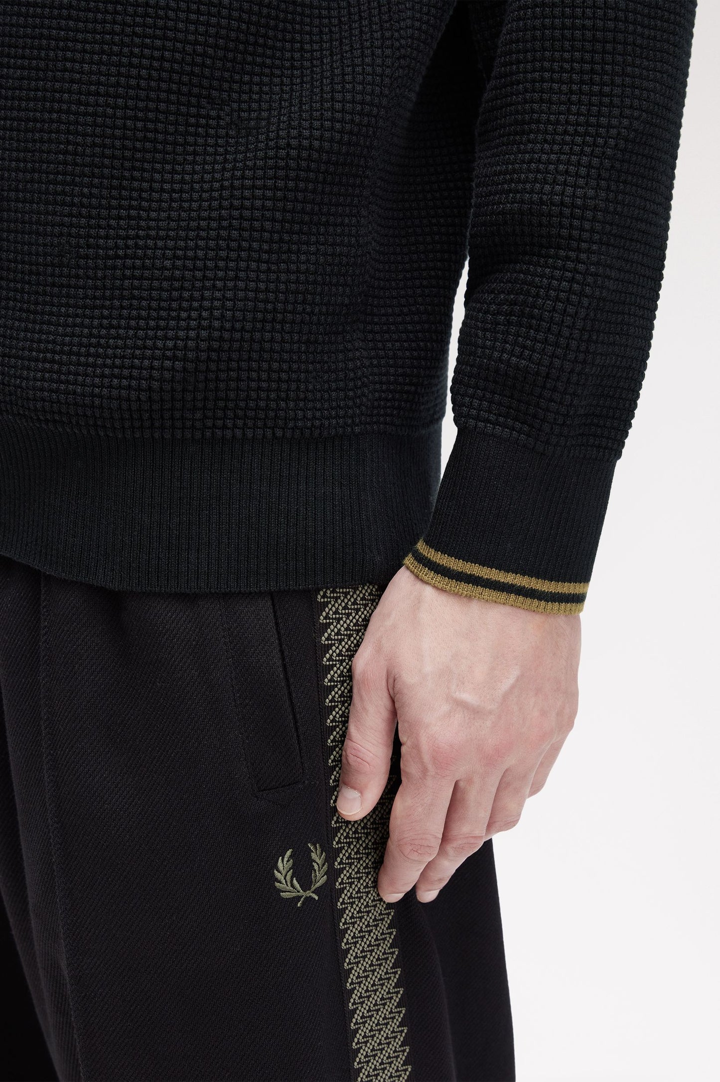 Fred Perry WAFFLE STITCH HALF ZIP JUMPER - Black