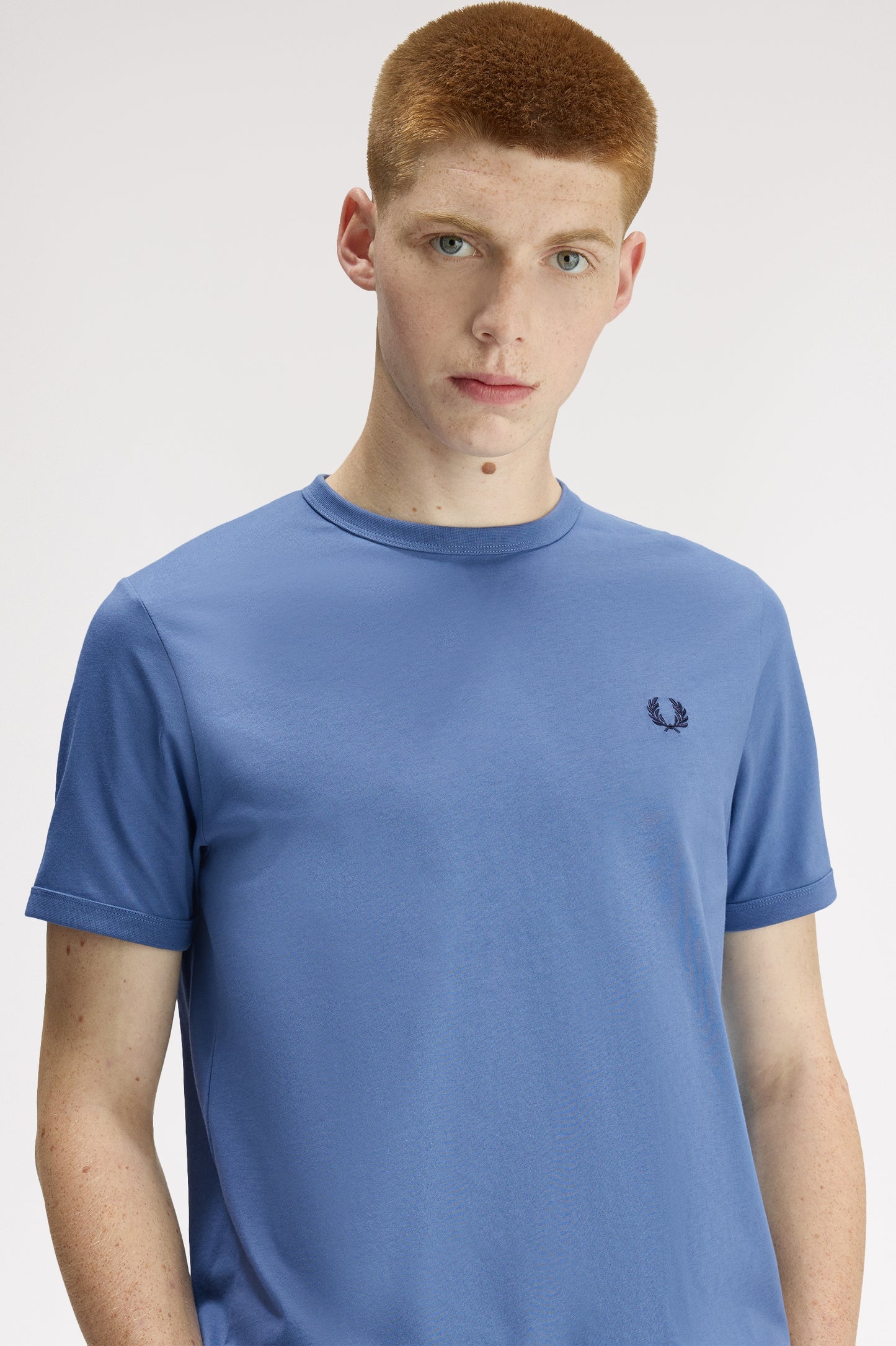 Fred Perry - RINGER T-SHIRT - Ace Blue