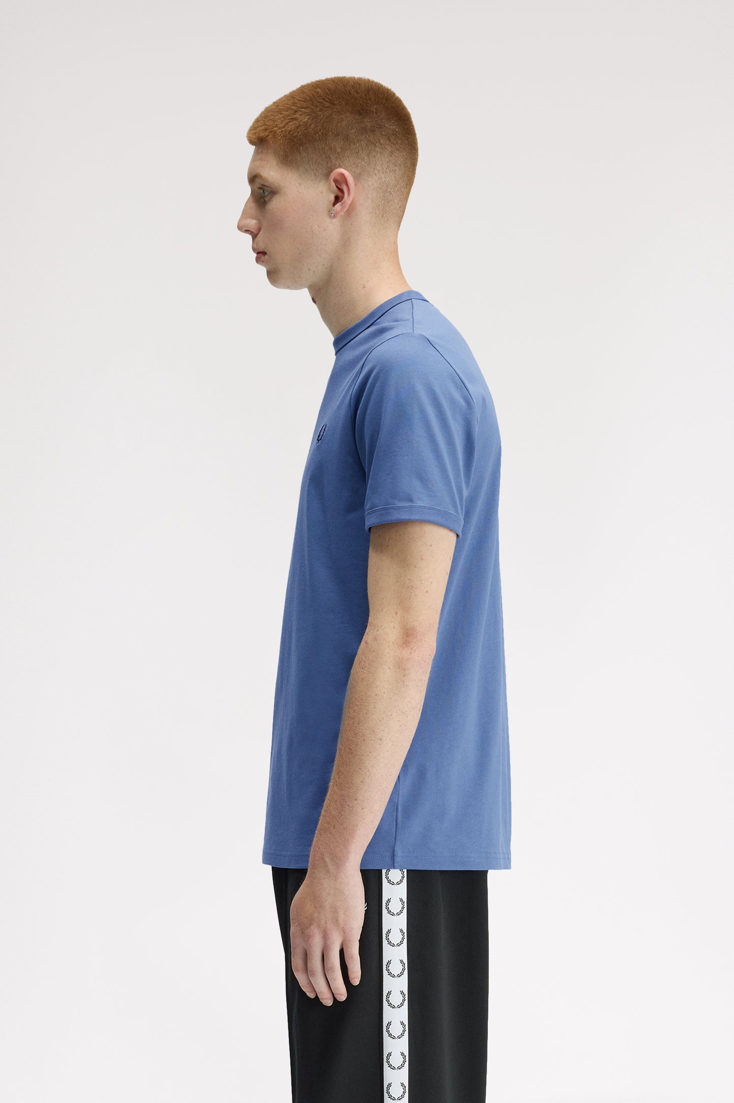 Fred Perry - RINGER T-SHIRT - Ace Blue