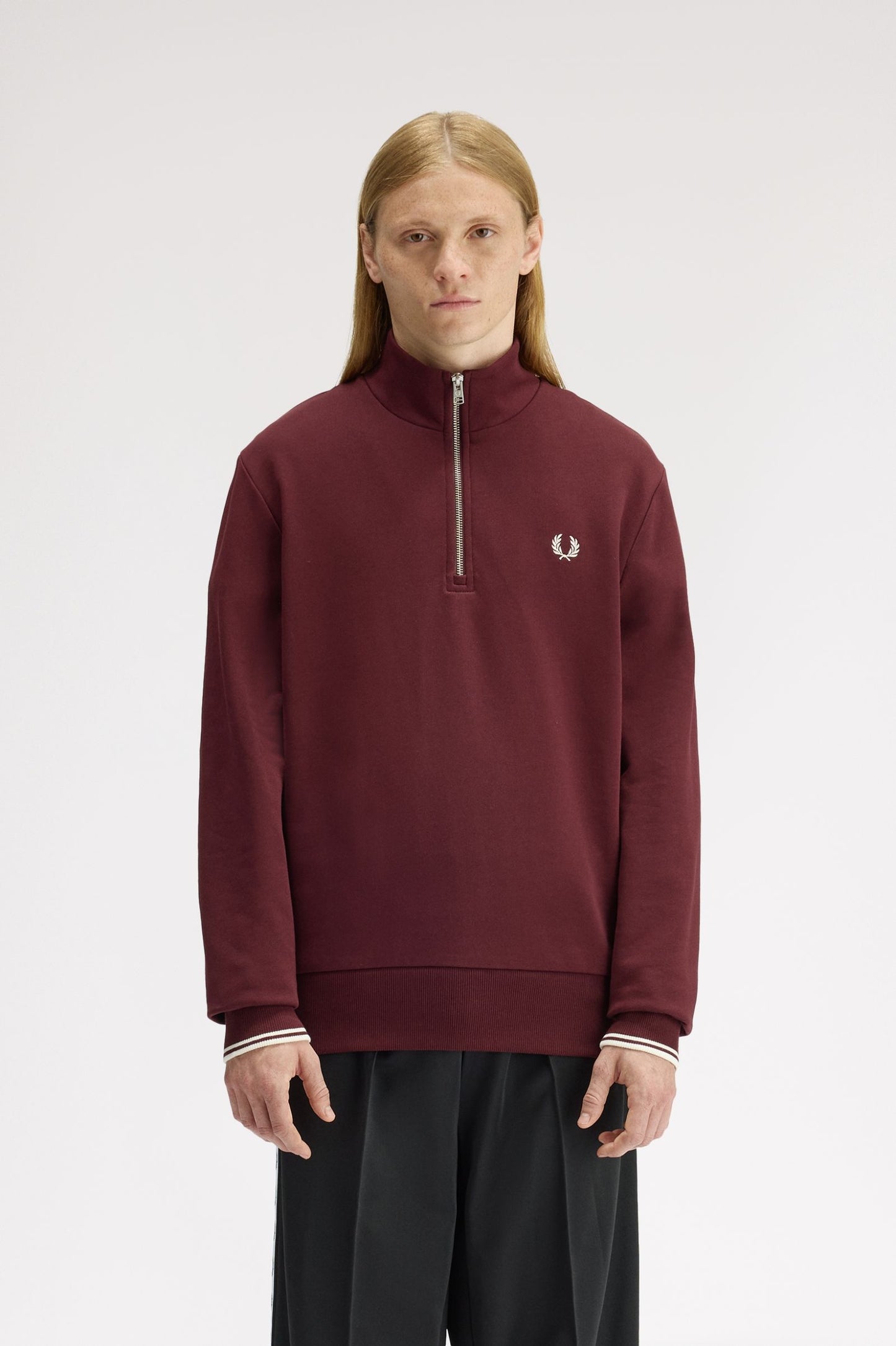 Fred Perry - HALF ZIP SWEATSHIRT - Oxblood/Ecru