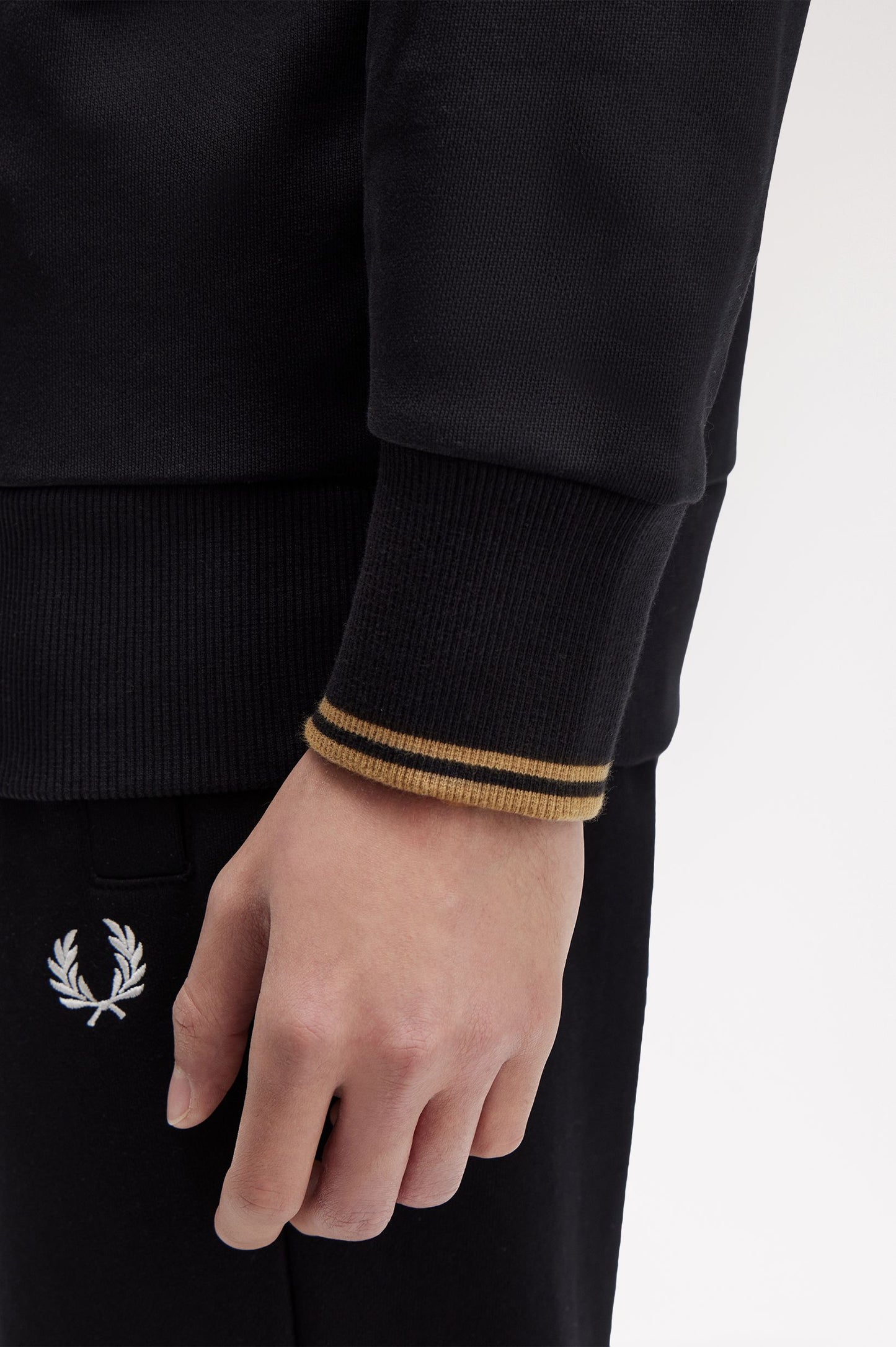 Fred Perry - HALF ZIP SWEATSHIRT - Black/Shadedstone