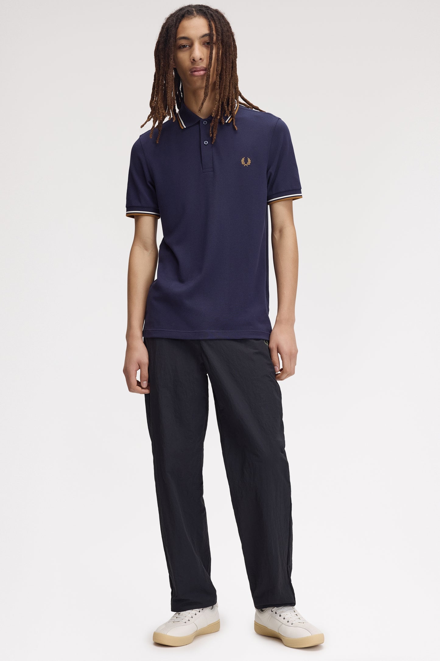 Fred Perry - TWIN TIPPED FRED PERRY SHIRT - Twilight Navy/Snow White/Dark Caramel