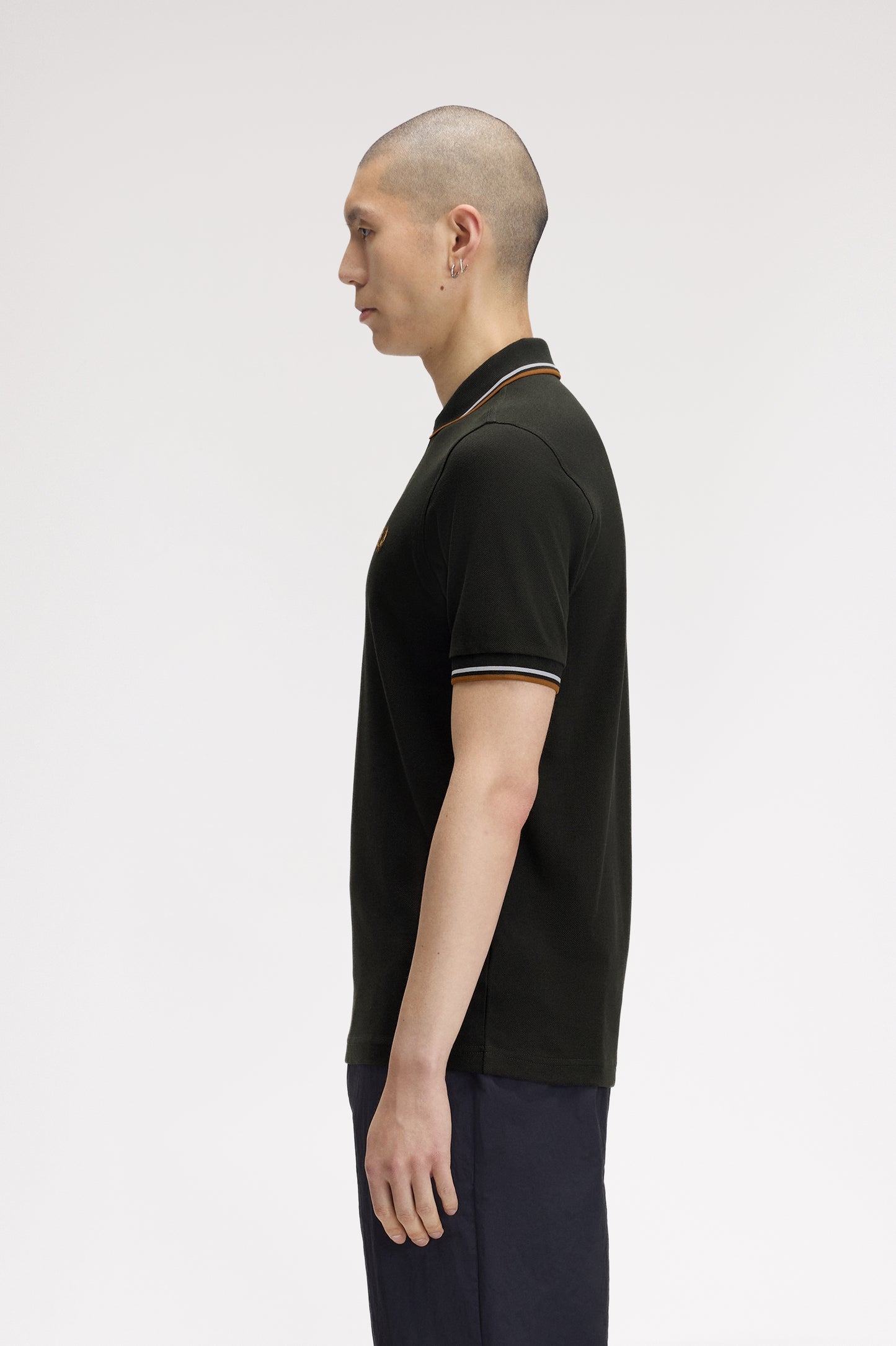 Fred Perry - TWIN TIPPED POLO SHIRT - Night Green/Dusky Blue/Dark Caramel