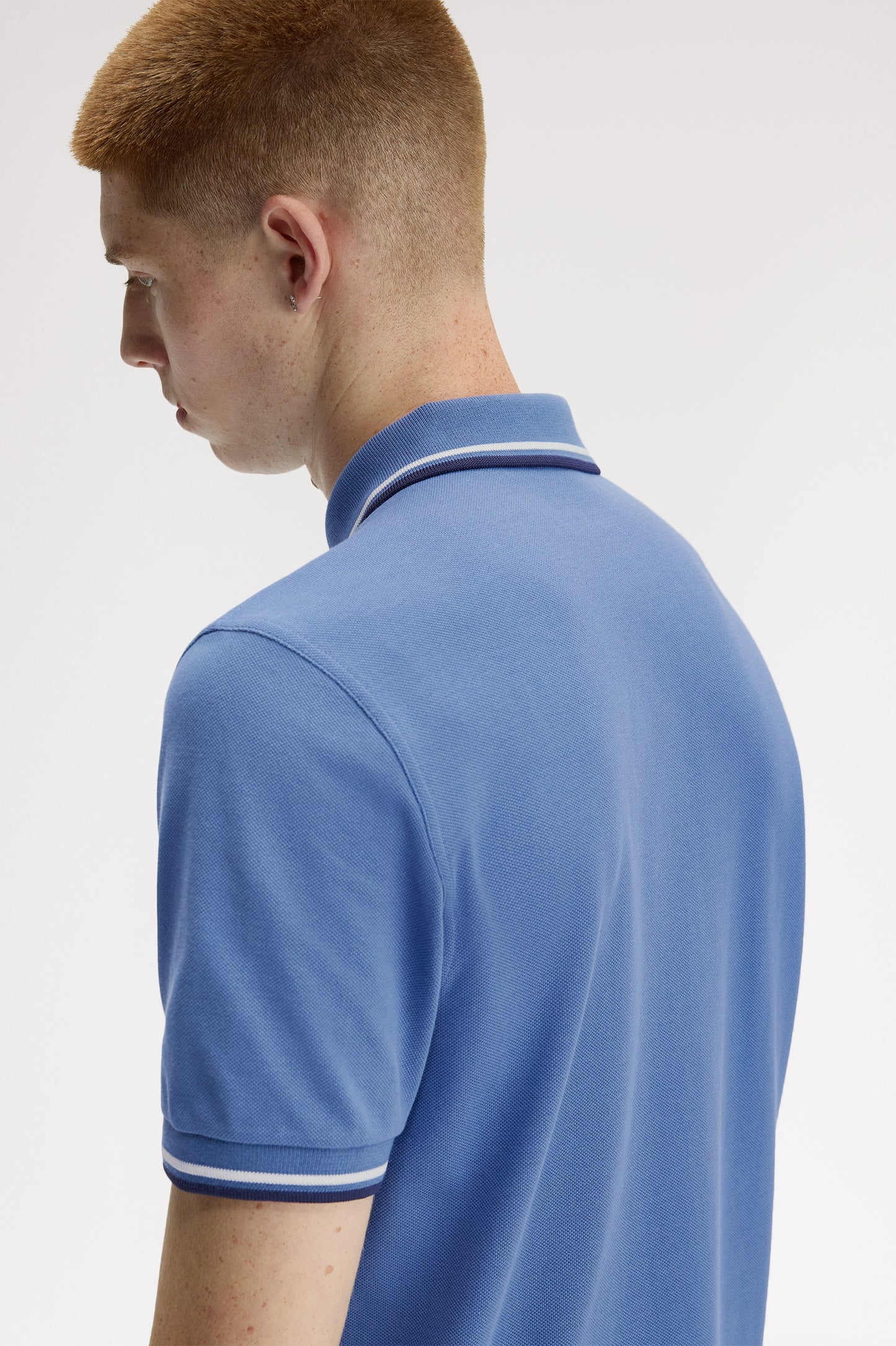 Fred Perry - TWIN TIPPED POLO SHIRT - Ace Blue/Snow White/Tennis Blue