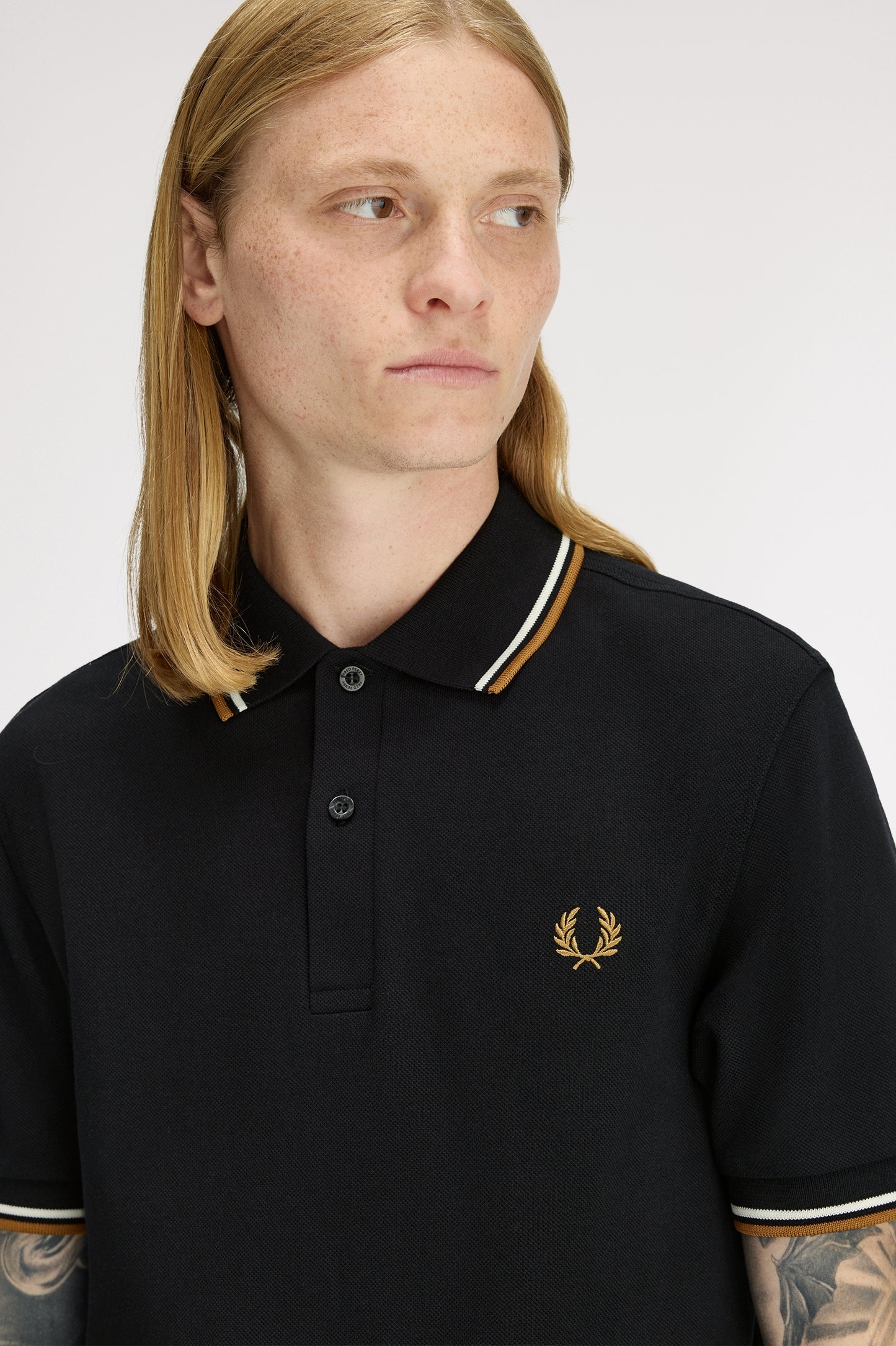 Fred Perry - TWIN TIPPED FRED PERRY SHIRT - Black